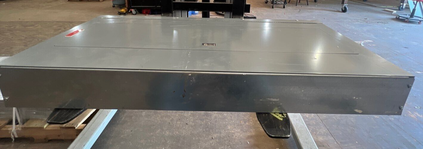 Square D NQOD Panelboard 150A 208Y/120V 3PH 4W 42 Circuit Main Q2L3150 MCB P256 Used