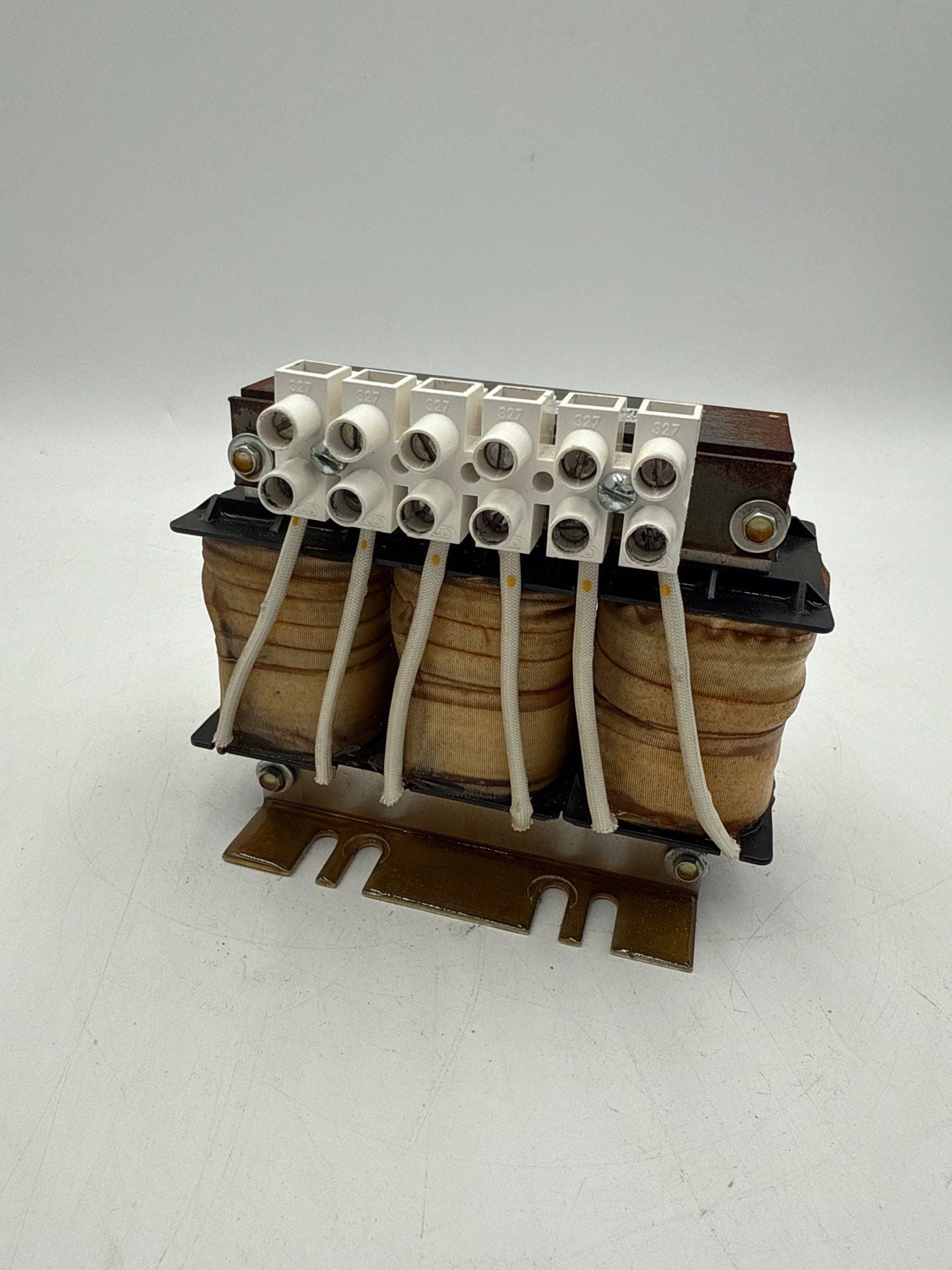 Allen Bradley 1321-3R12-C Line Reactor 3PH 4.2mH 12A 600V IP20 Open Type Used