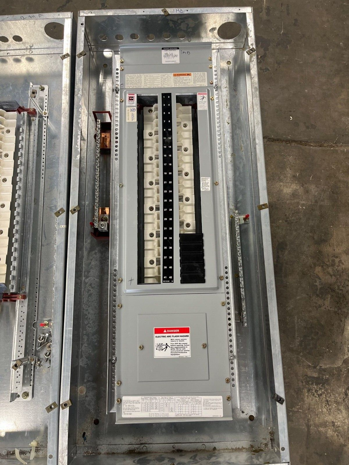 CH PRL2A Panelboard 225A 277/480V 4W 3PH MLO Indoor Enclosure YS2048 42 Circuit P594 Used