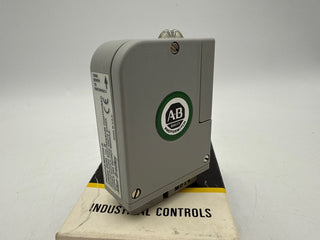 Allen Bradley 42MBS-5000 Photoswitch Background Suppression Photohead 42MTB New
