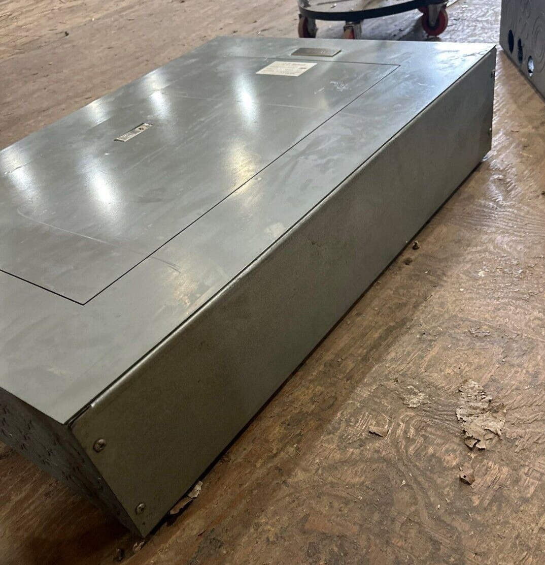 Square D NEHB Panelboard 125A 480Y/277V 3PH 4W Indoor Encl 18 Cir MLO Main Lug P482 Used