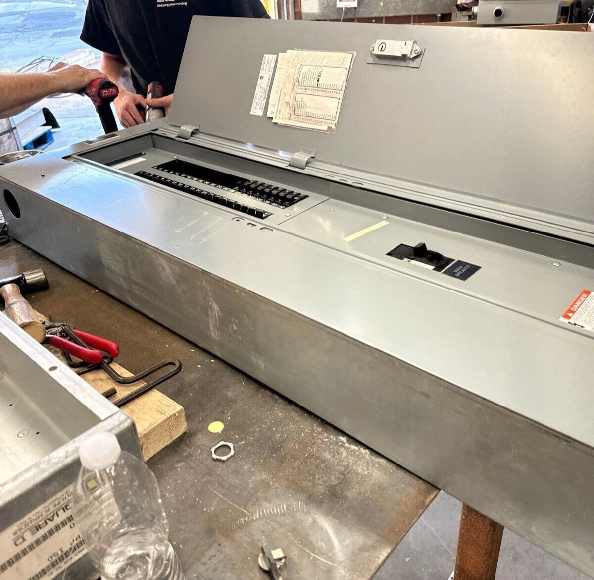 Square D NQOD442M225 NQOD Panelboard 225A 208Y/120V 3PH 42Cir 4W Indoor Encl MCB P343 Used