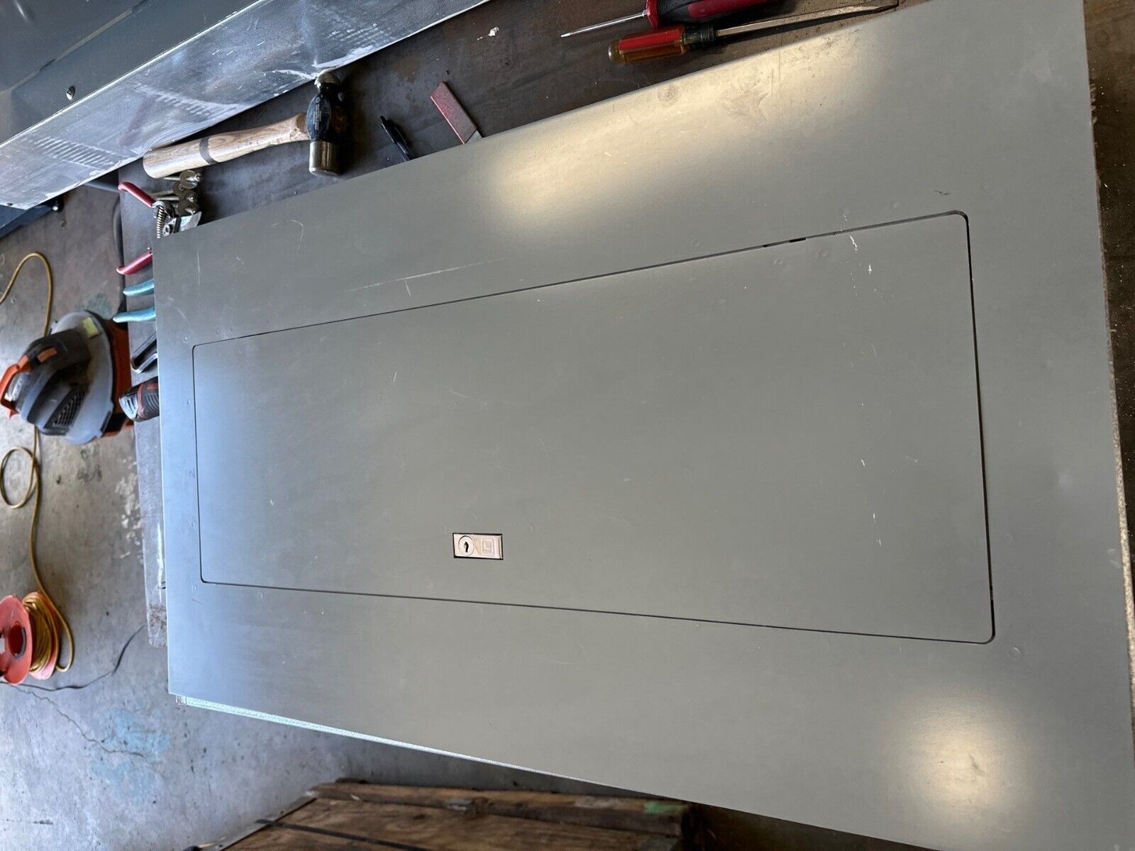 SQUARE D NQOD442L225 NQOD Panelboard 225A 208Y/120V 3P 4W Main Lug MLO MH35 P321 Used