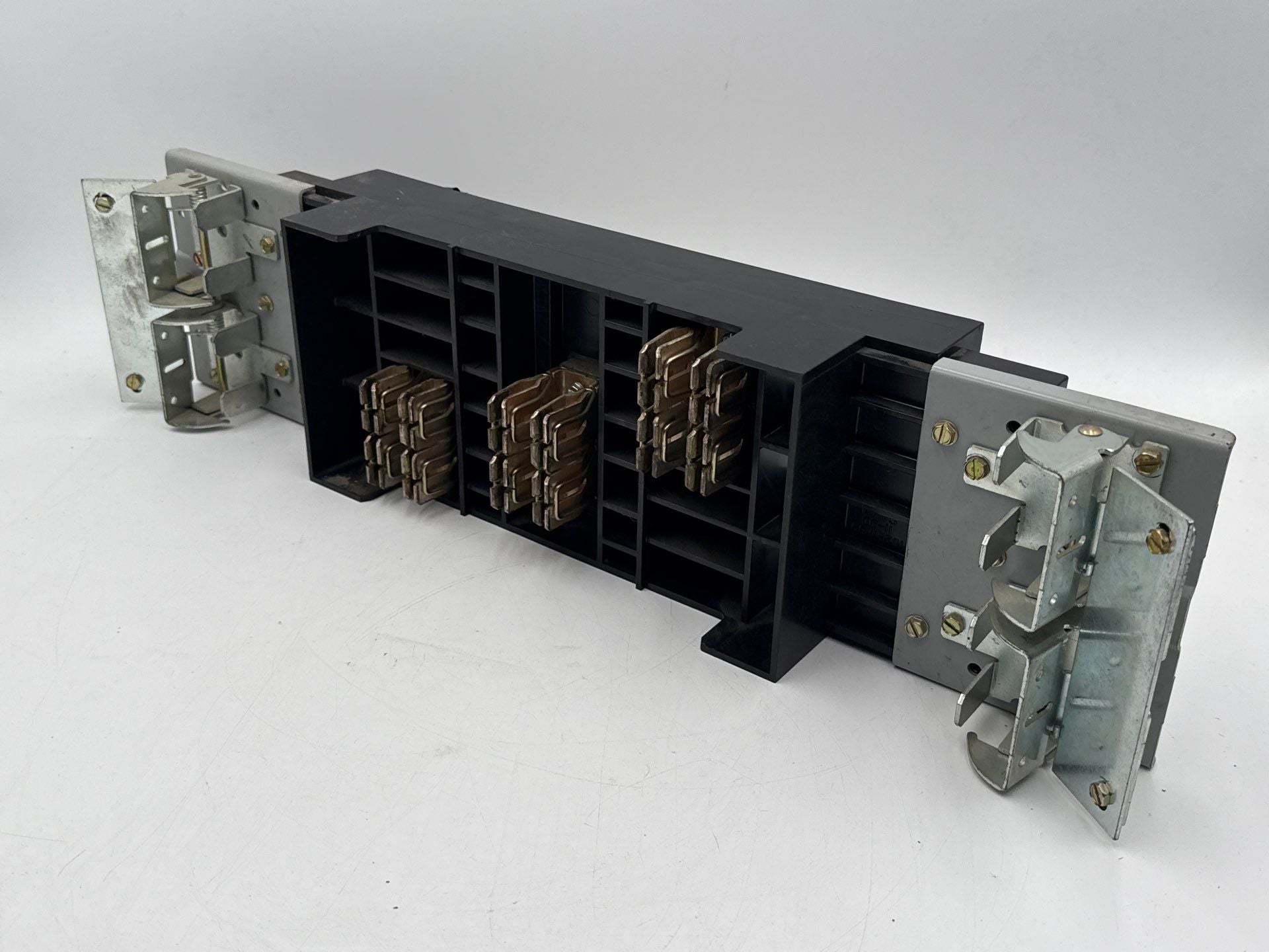 GE AMC3GM APN Panel Circuit Breaker Module 600A 600V 3P SGHA SGLA SGPA 600 Amp Used