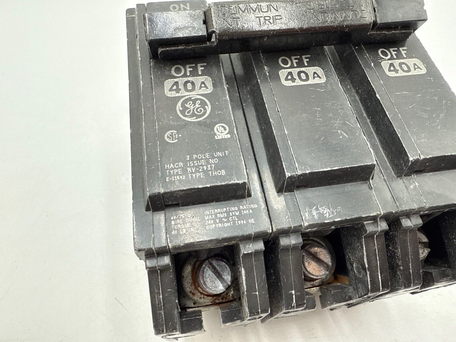 GE THQB32040 Used