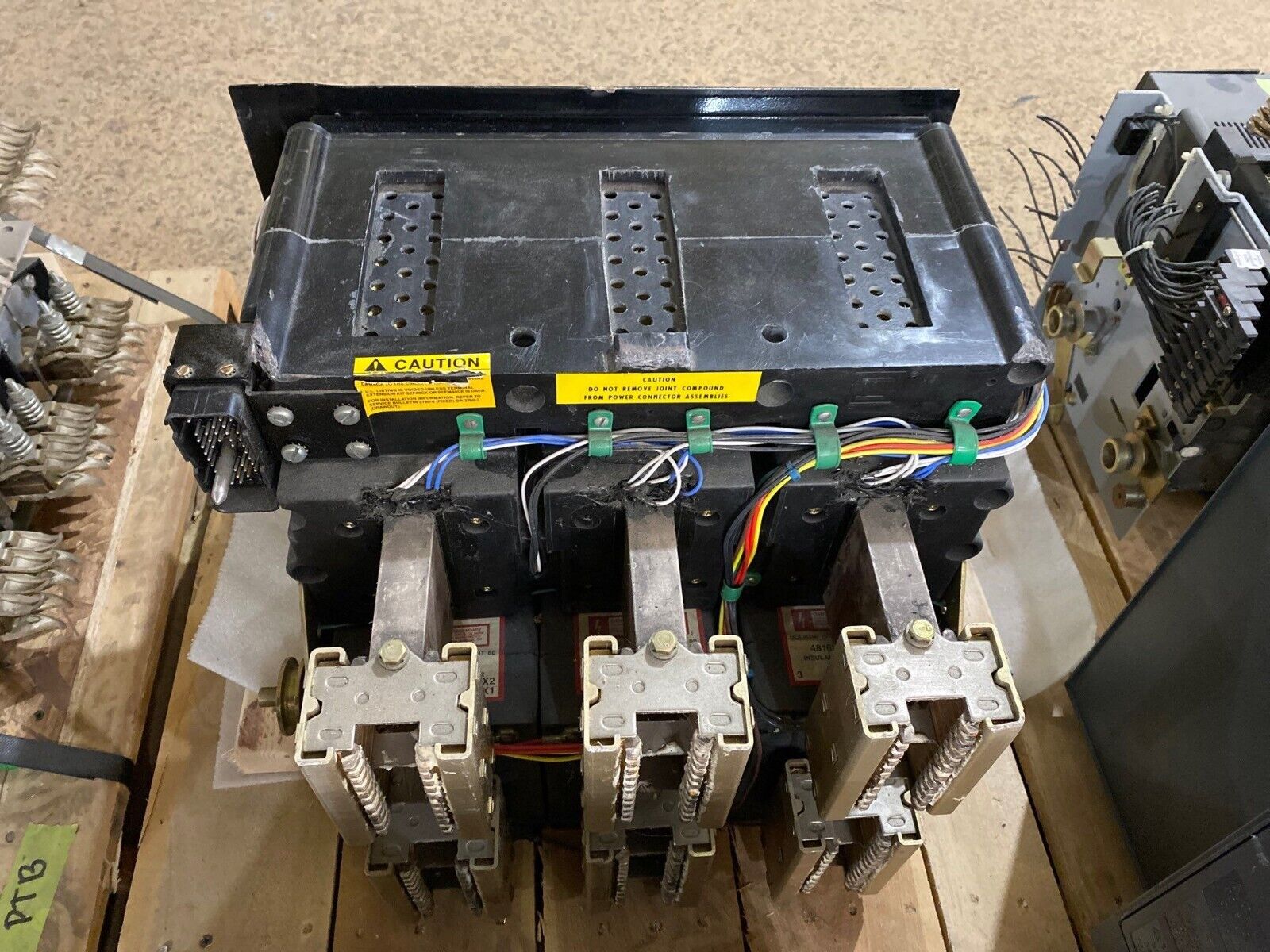 Square D SED364000LIG Used