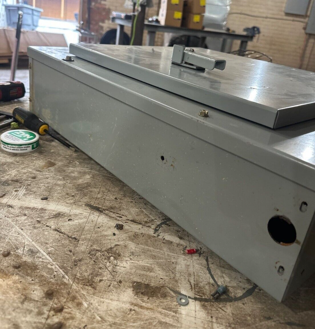 GE AQF3121AB Panelboard 125A 208/120V 3PH 4W 3R Outdoor Encl MCB Main 30 Amp P484 Used