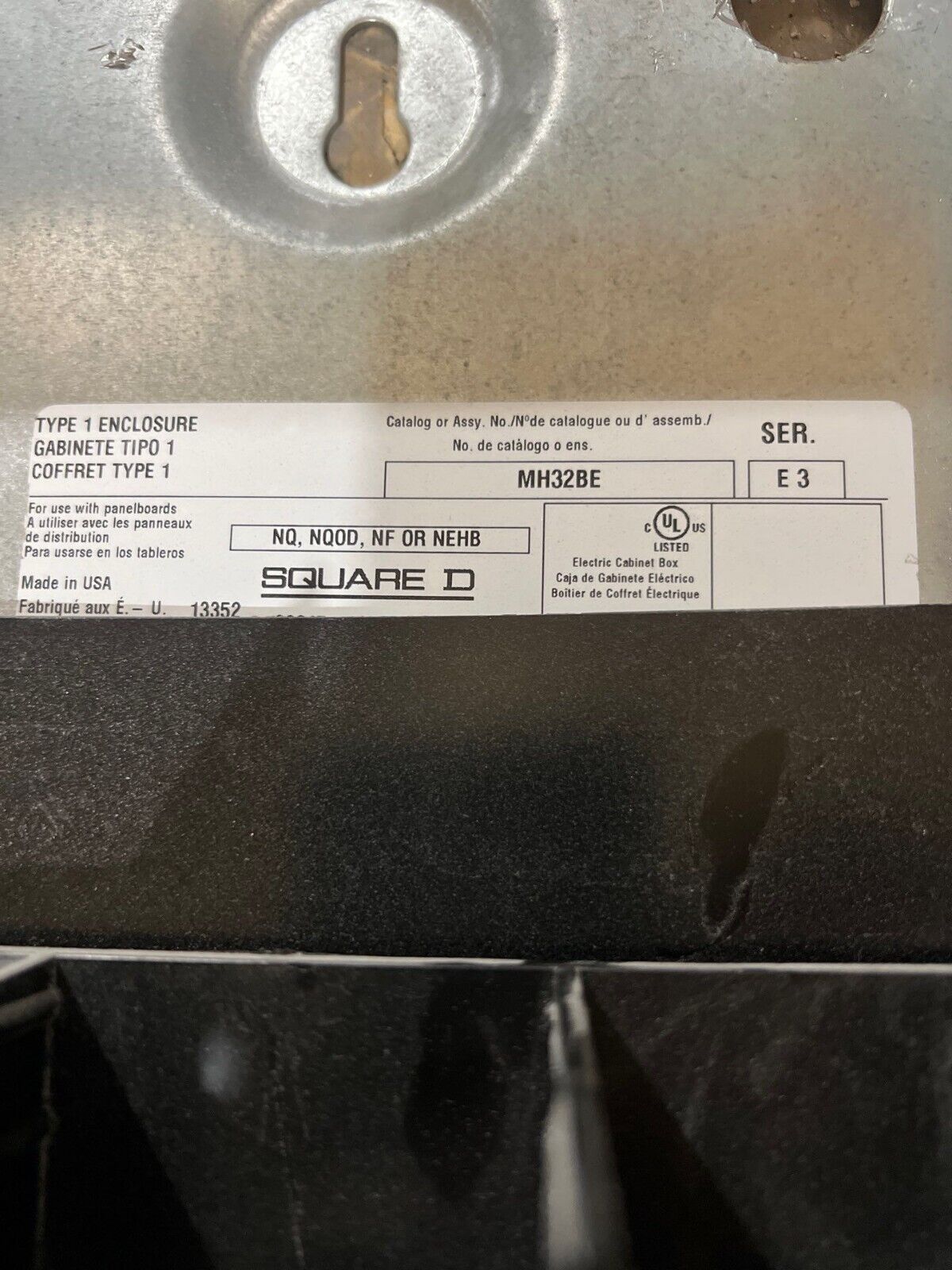 Square D NQ Panelboard 100A 208Y/120V 3PH 4W 30 Circuit Indoor Encl MLO MH32BE P614 Used