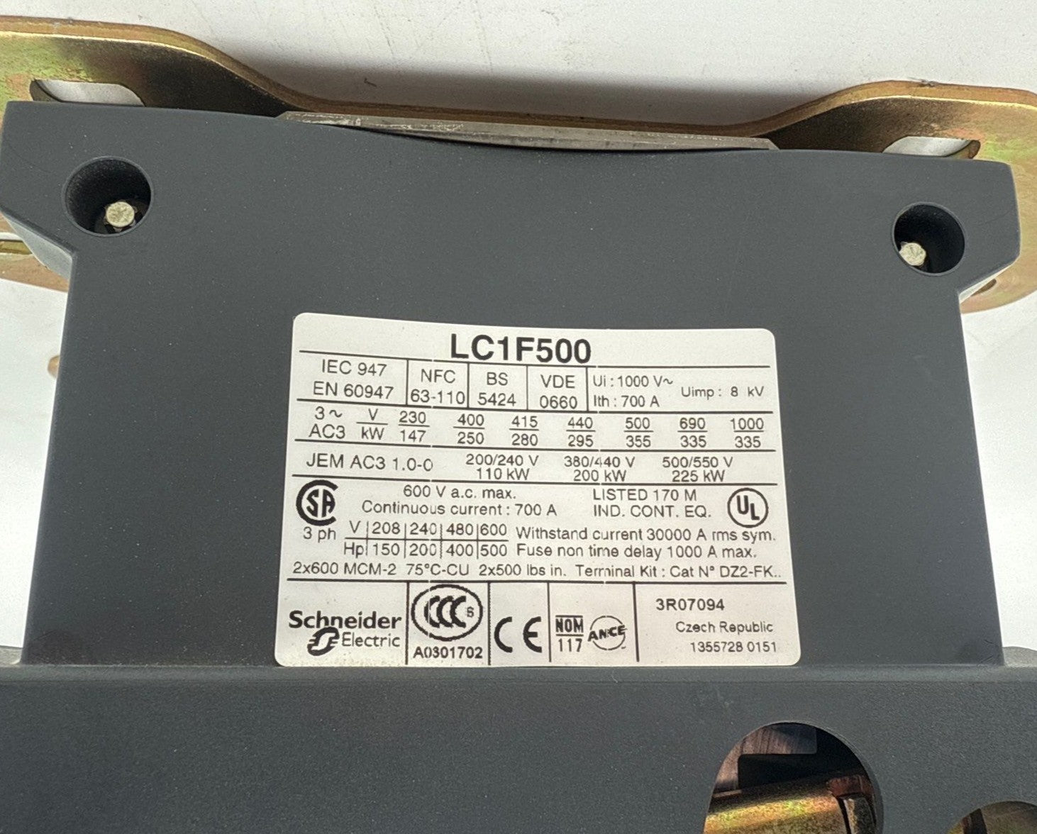 Telemecanque LC1F500 Contactor 700A 3P 1000V LX1FK110 COIL 110/120V LA1DN22 Used