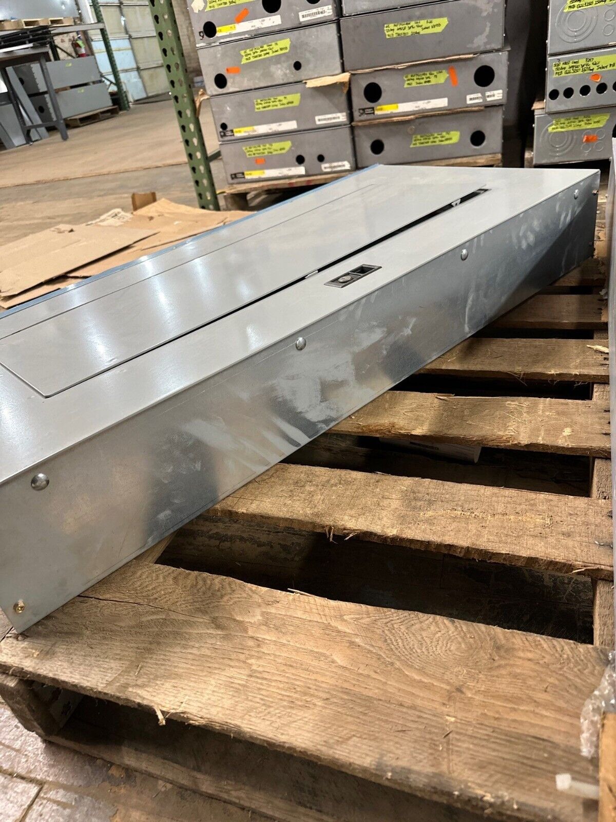 Eaton PRL1A Panelboard 225A 208Y/120V 3PH 4W MCB 42 Circuit 225 Amp EDB3225 P093 New