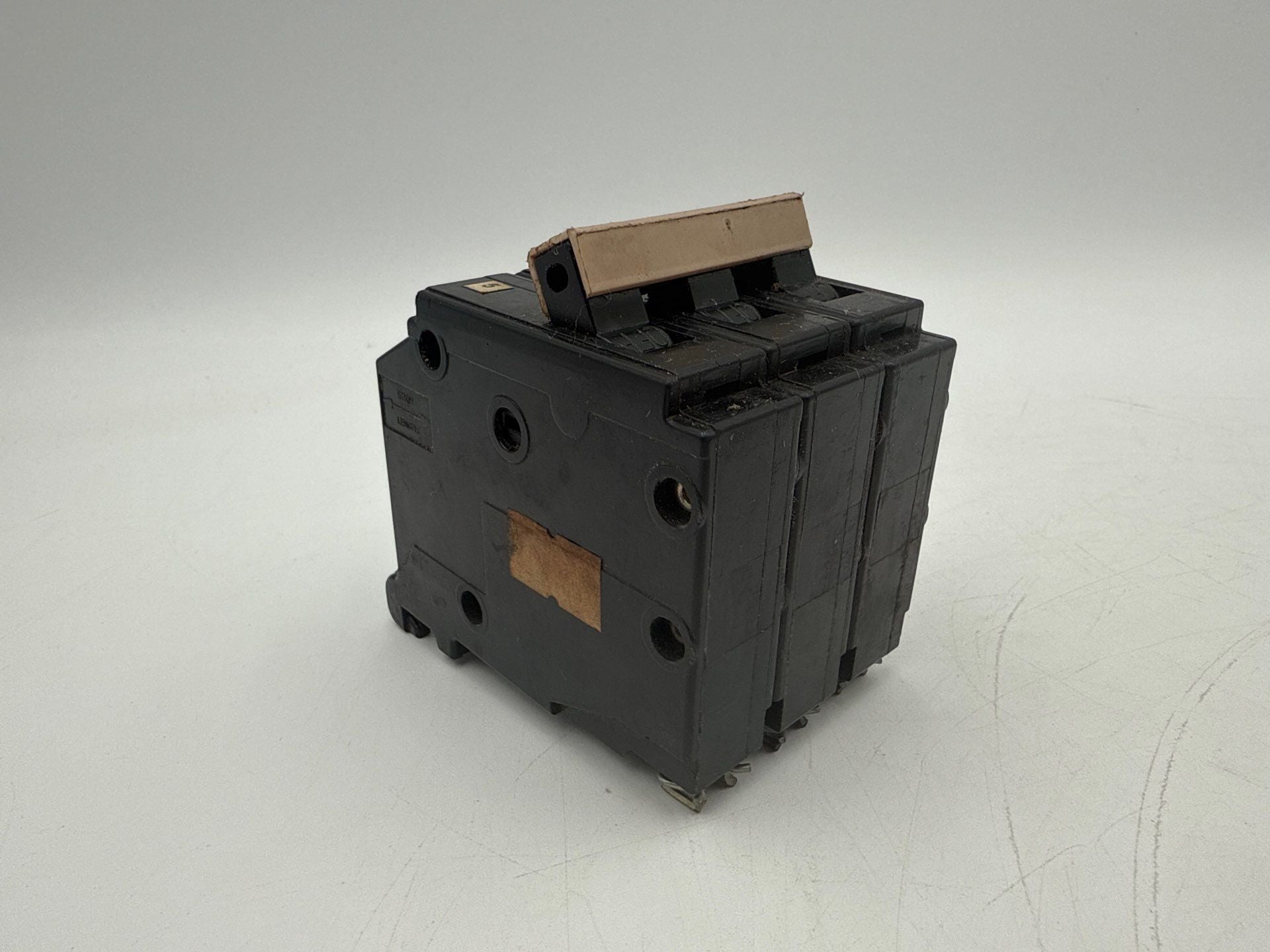 Cutler Hammer CH390 Circuit Breaker 90A 3P 240V CH 90 Amp 3 Pole Plug On Used