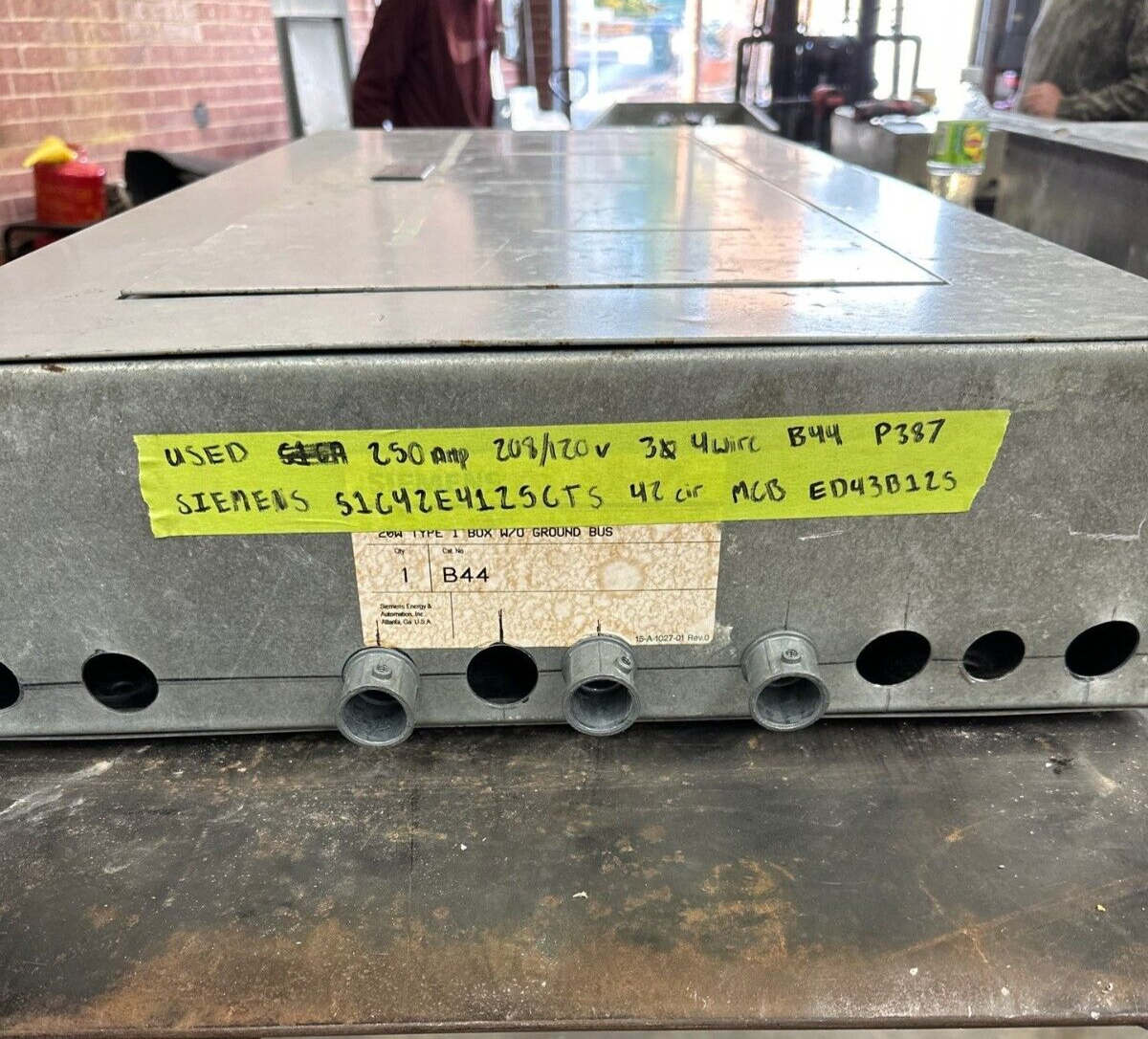 Siemens S1C42E4125CTS S1 Panelboard 250A 208Y/120V 3PH 4W MCB Indoor Encl 42 Cir P387 Used