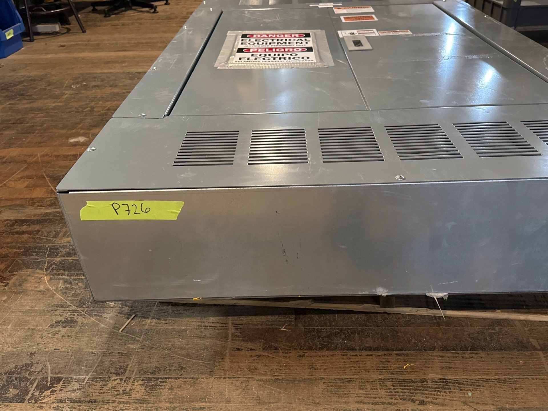 Square D HCP Panelboard 800A 480/277V 3PH 4W 800 Amp Panel MLO 42 Cir HC4268DB Used