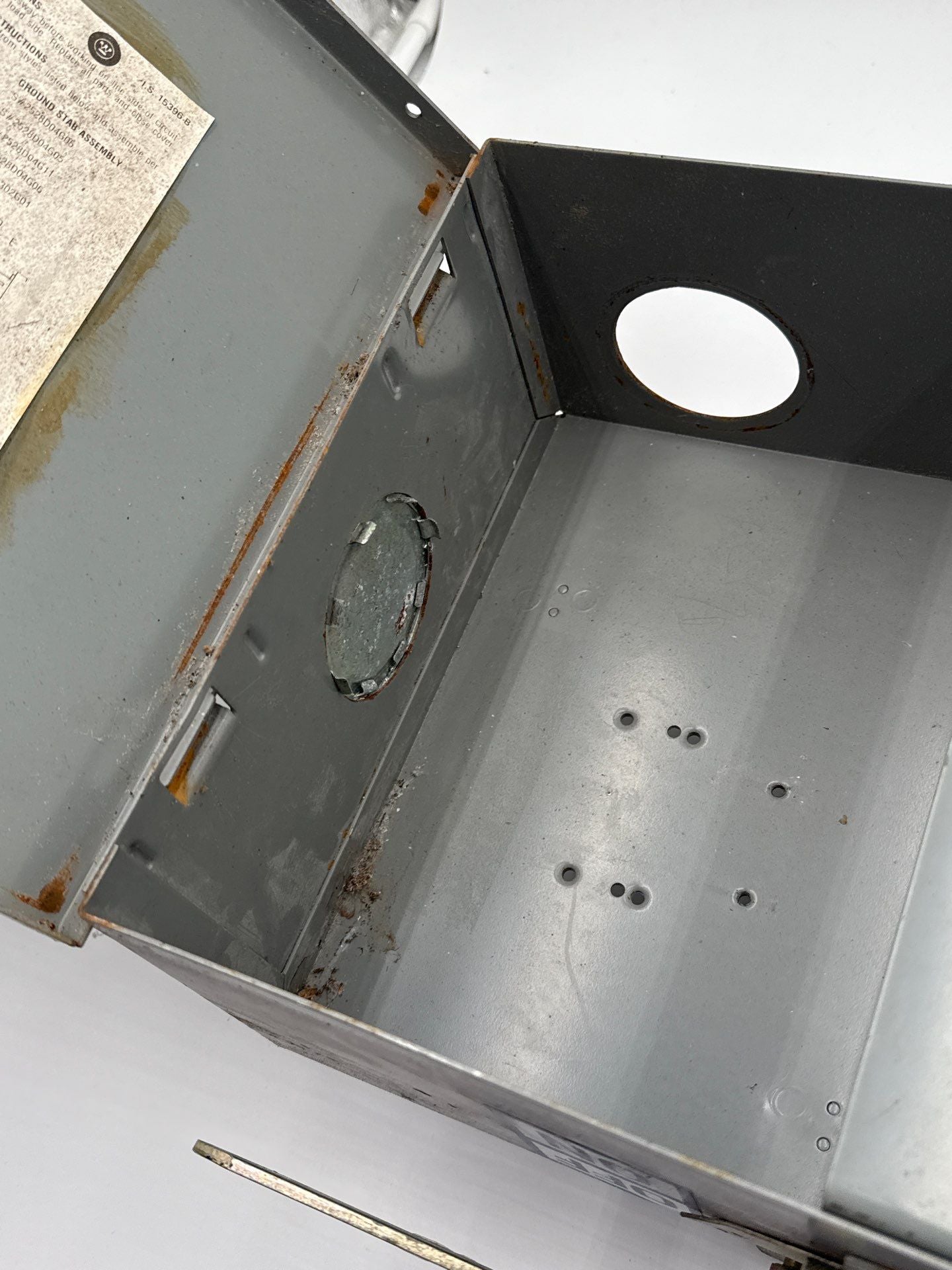 Westinghouse 1BP-FB Busway Circuit Breaker Enclosure 150A 600V Bus Plug Used