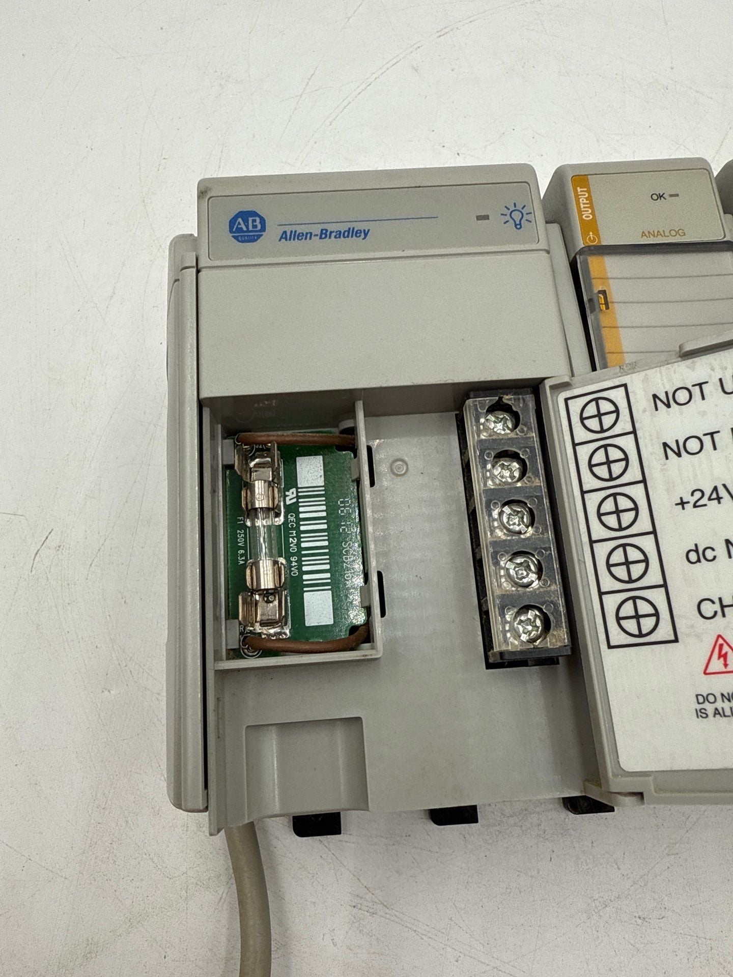 Allen Bradley 1769-PB4 Compact I/O Power Supply 1769-OF2 Output Module 1769-ECR Used