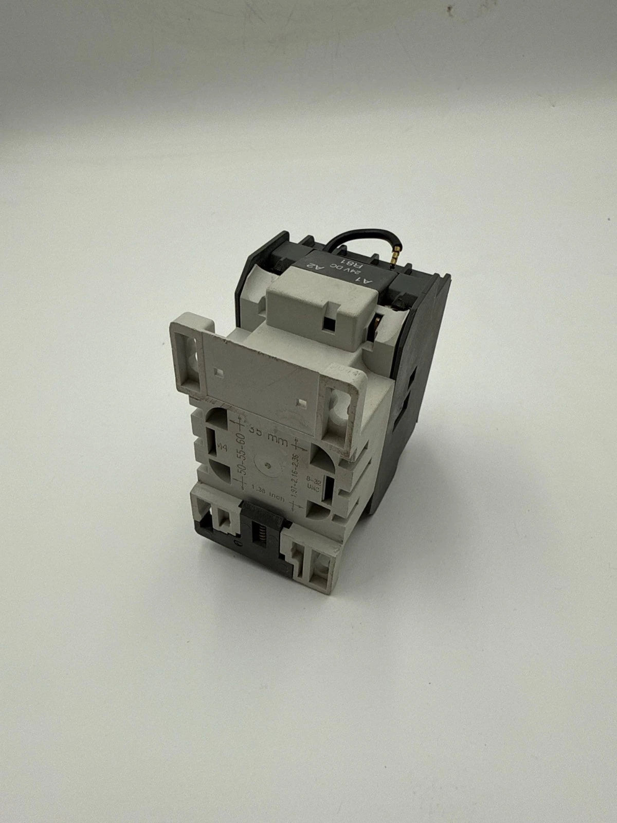 ABB AE12-30-00 Contactor 25A 3P 600V 3PH 10HP Coil 24VDC DIN Rail Mount Used