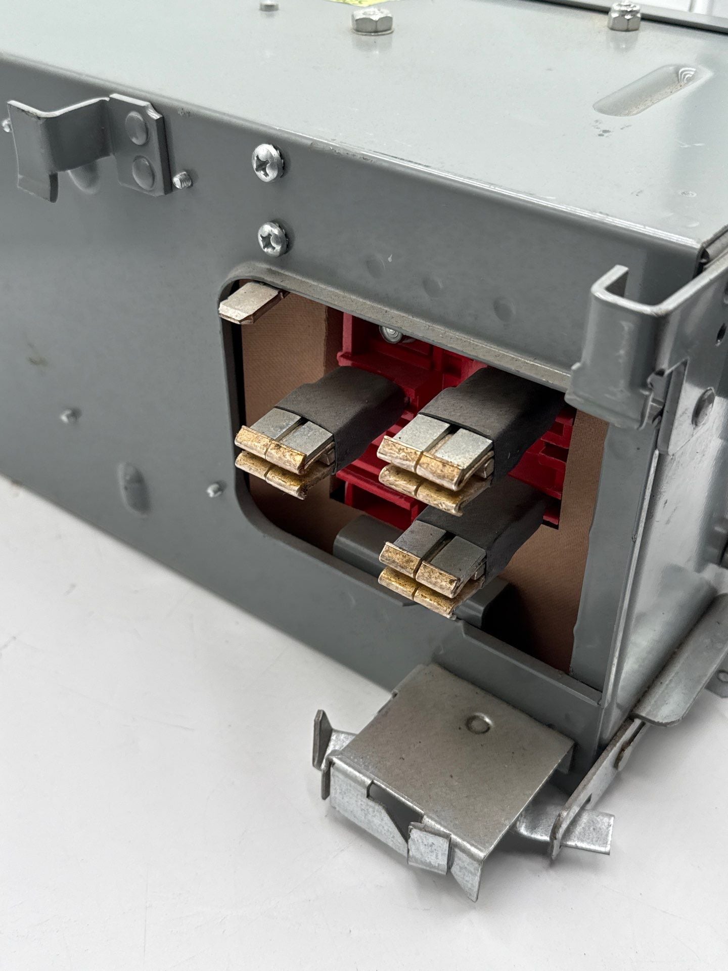 Square D PJD36250G Bus Plug 250A 3PH 3W 600V I-Line Busway Switch 250 Amp New