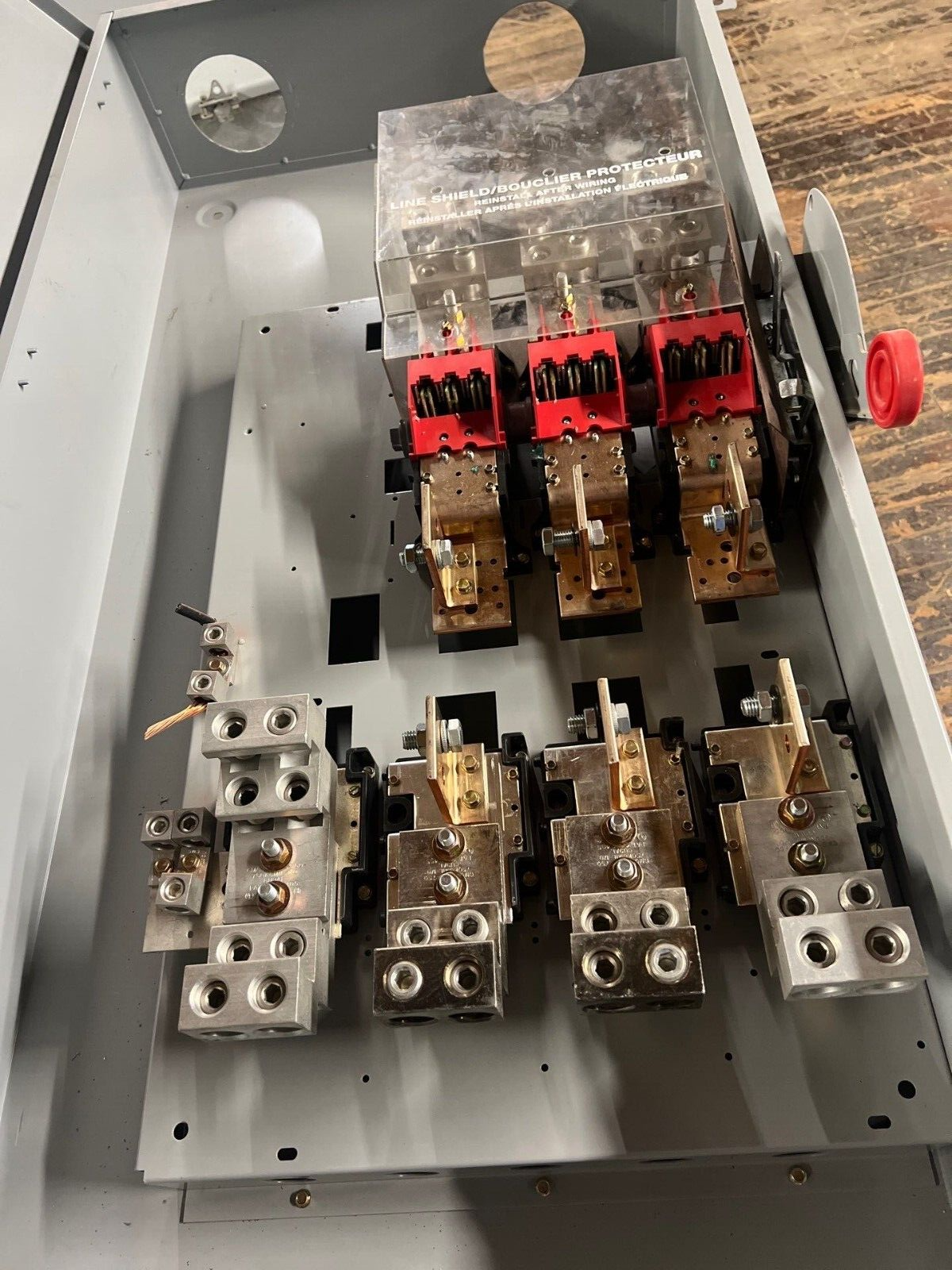 Eaton DH327NGK2LO Used