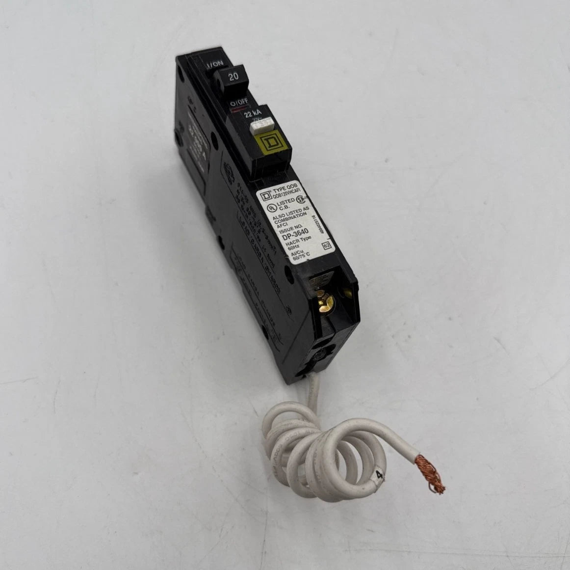 Square D QOB120VHCAFI Circuit Breaker 20A 1P 120V 1PH QOB 20 Amp 1 Pole 22kA Used