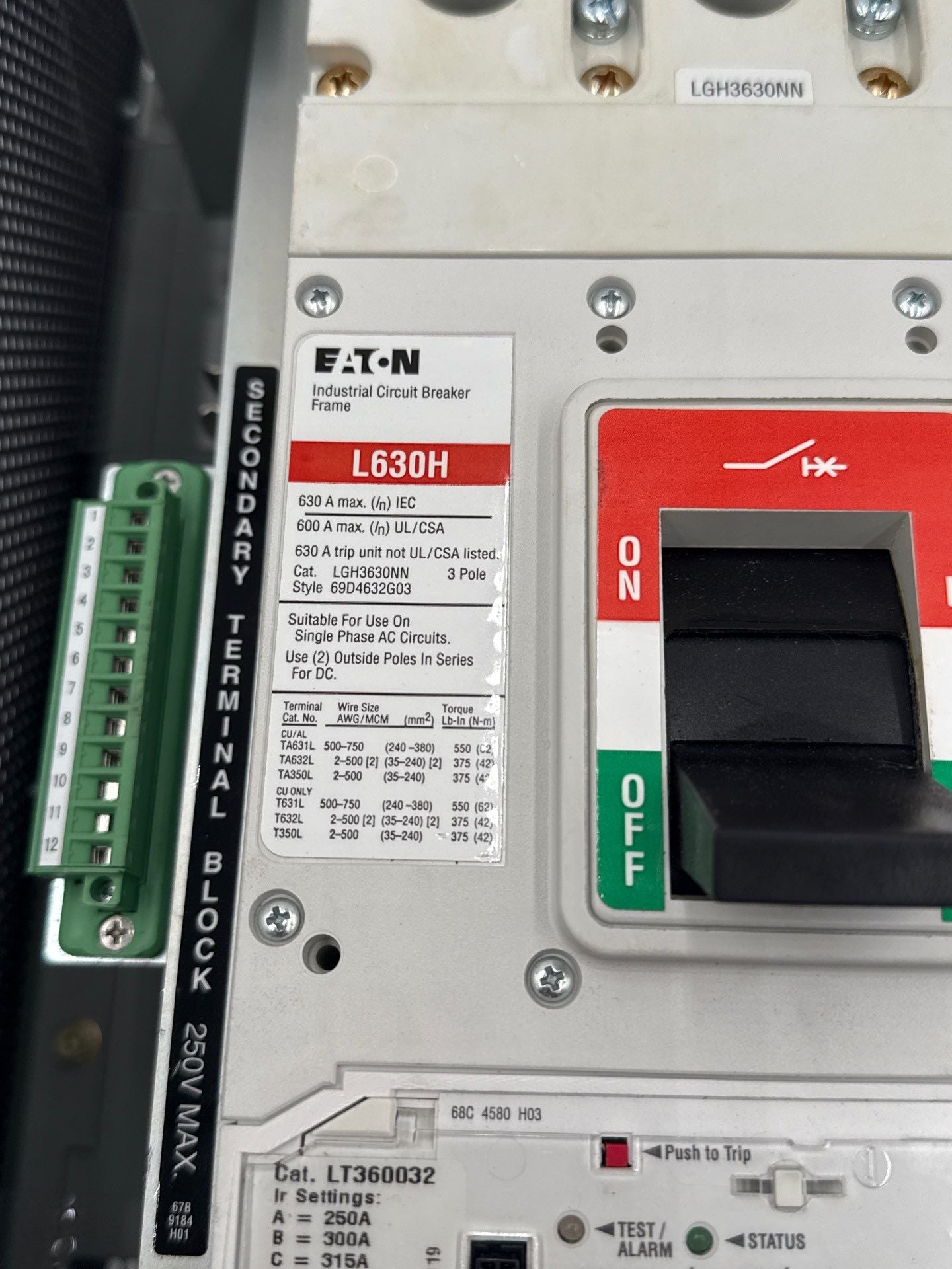 Eaton LG3DOM LGH3630NN LG Drawout Cassette Circuit Breaker 600A 3P 600V Used
