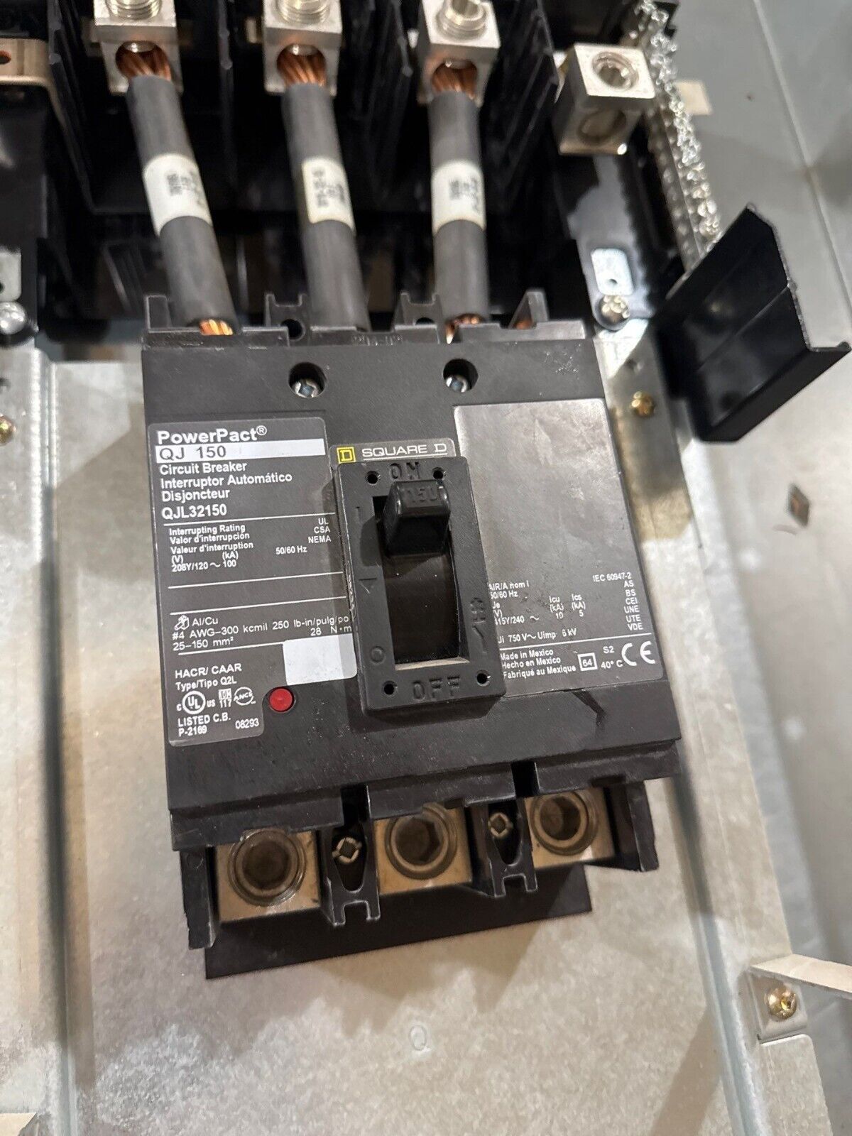 Square D NQ442L2C NQ Panelboard 225A 240V 3PH 4W 42 Cir Indoor Encl MCB QJL32150 P655 Used
