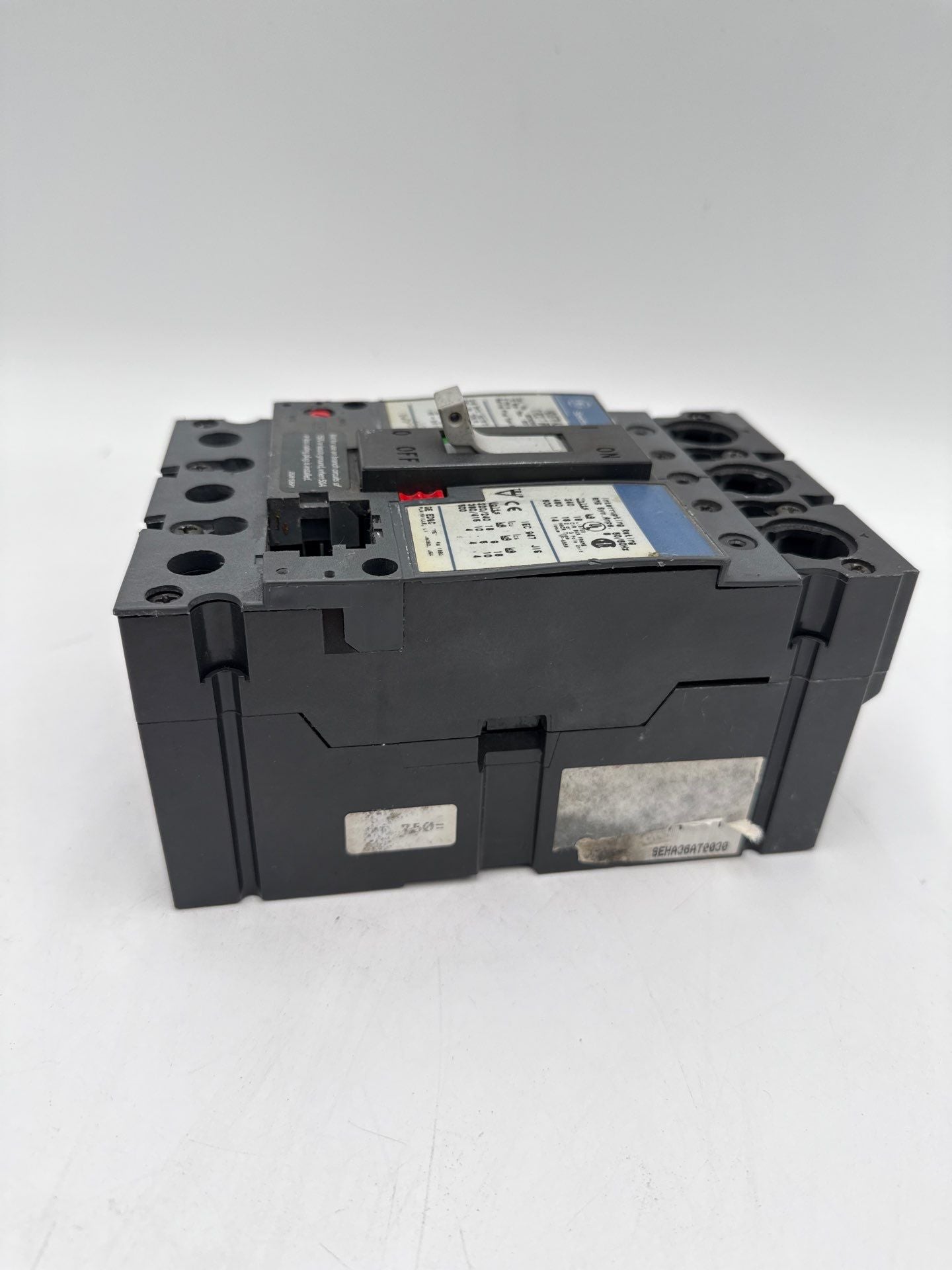 GE SEDA36AT0030 Circuit Breaker 30A 3P 600V Frame 30 Amp 3 Pole NO PLUG Used