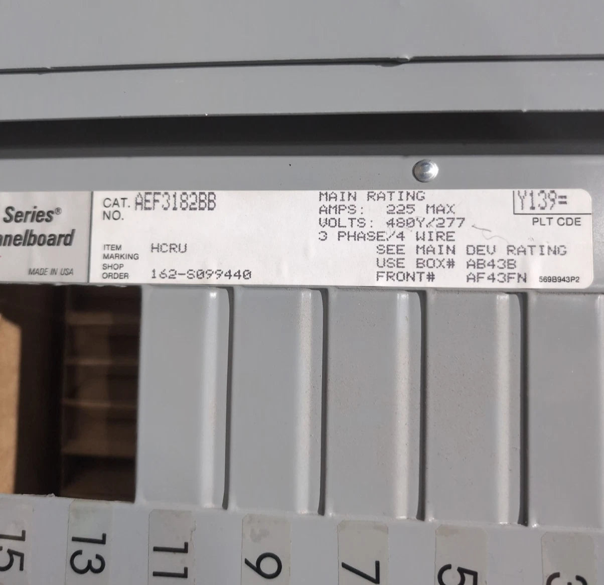 GE AEF3182BB Panelboard 225A 480/277V 3PH 4W 18 Cir MCB Panel 225 Amp TFJ236225 Used