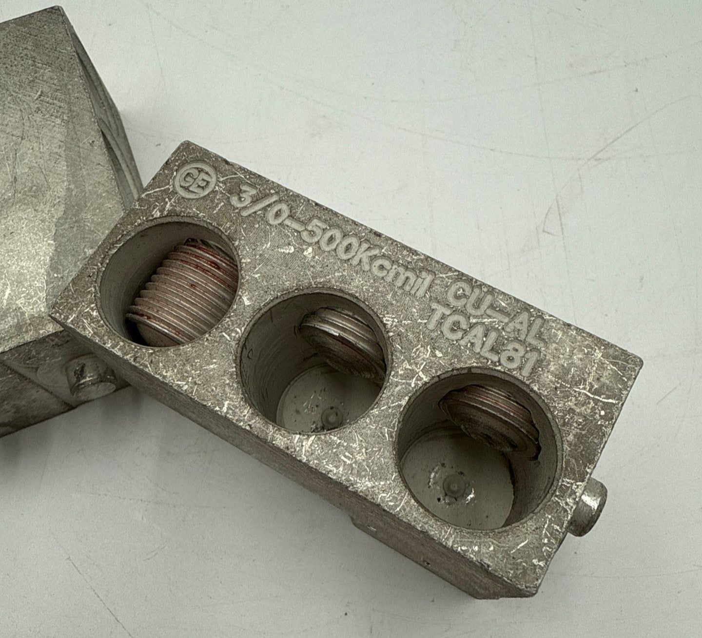 GE TCAL81 Circuit Breaker Lug Kit TKM 3/0-500MCM 3 Piece Lugs Used