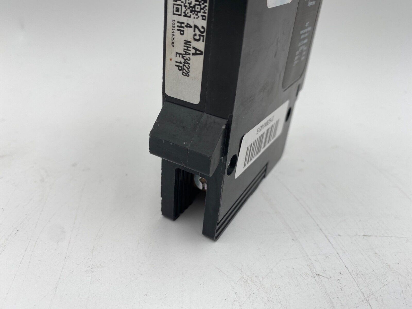 Square D EGB14025 Used