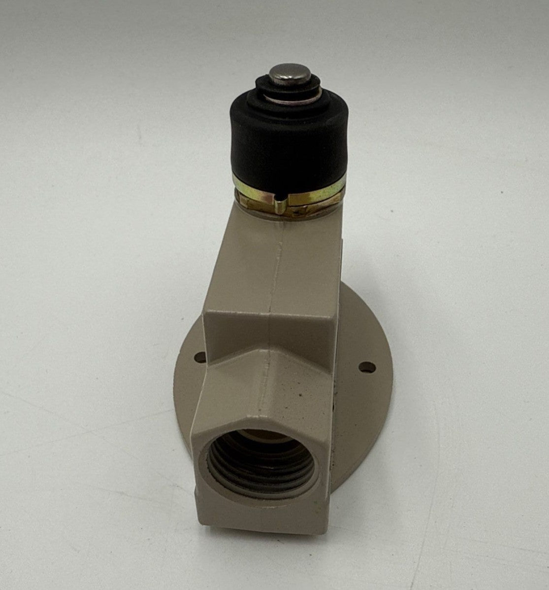 OMRON ZV-N-2S Plunger Limit Switch Precision Enclosed 10A 480V New