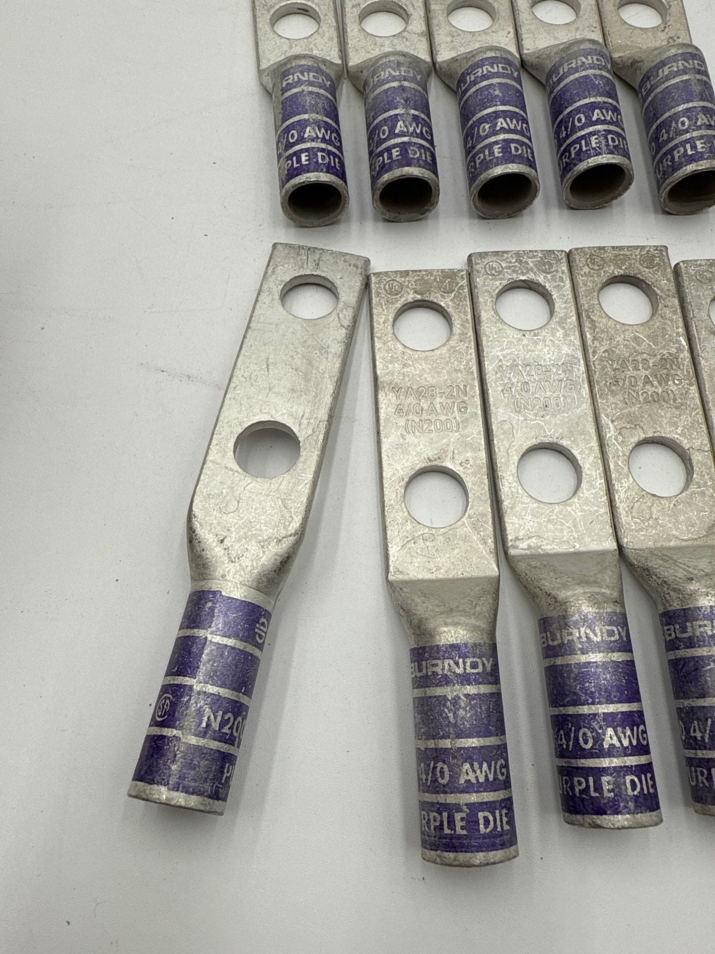 Burndy YA282N Compression Cable Lug 4/0 CU 2-Hole Long 1/2 10PC Lot New