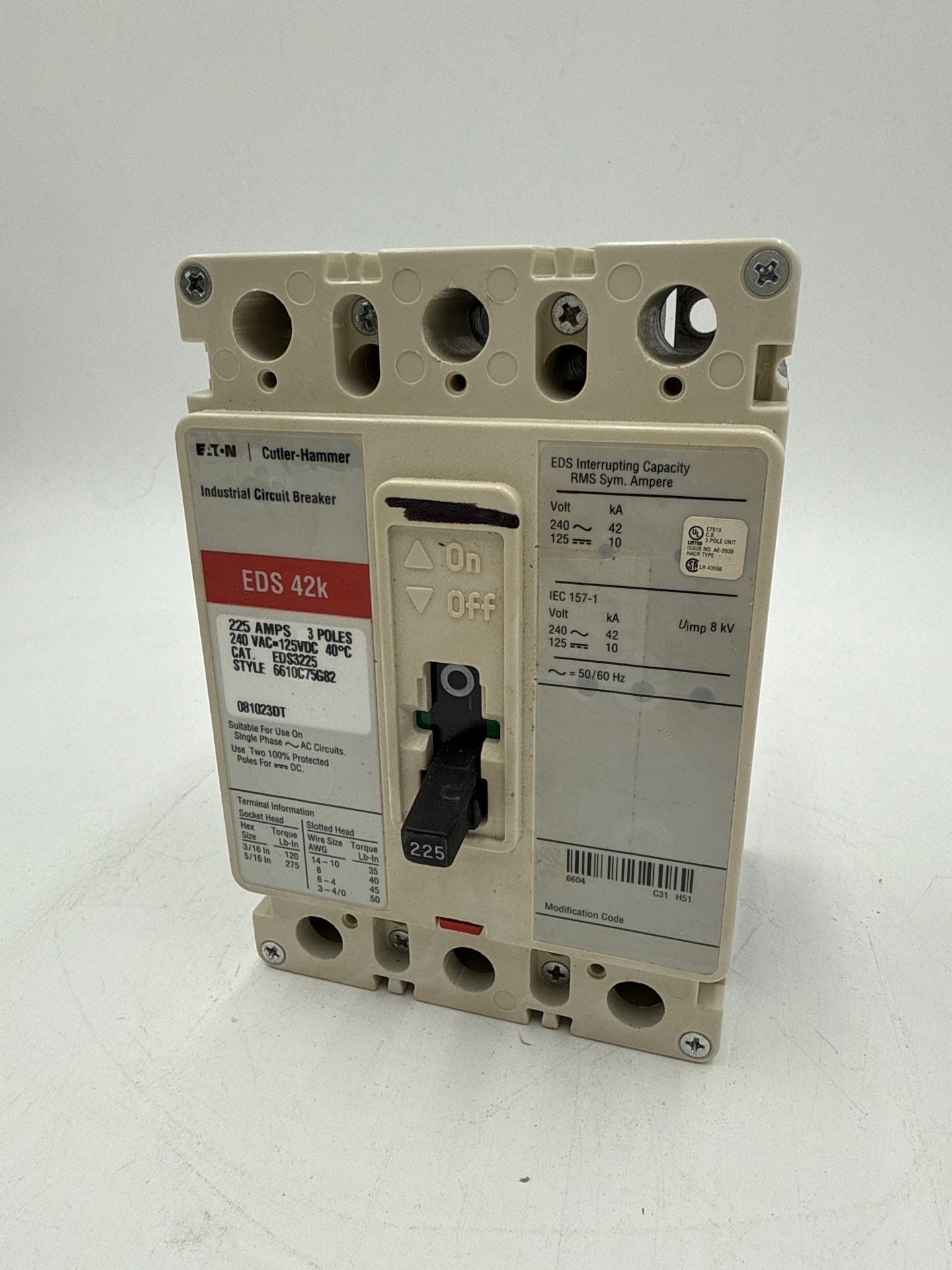 Eaton EDS3225 Circuit Breaker 225A 3P 240V 3PH EDS 42K 225 Amp 3 Pole Used