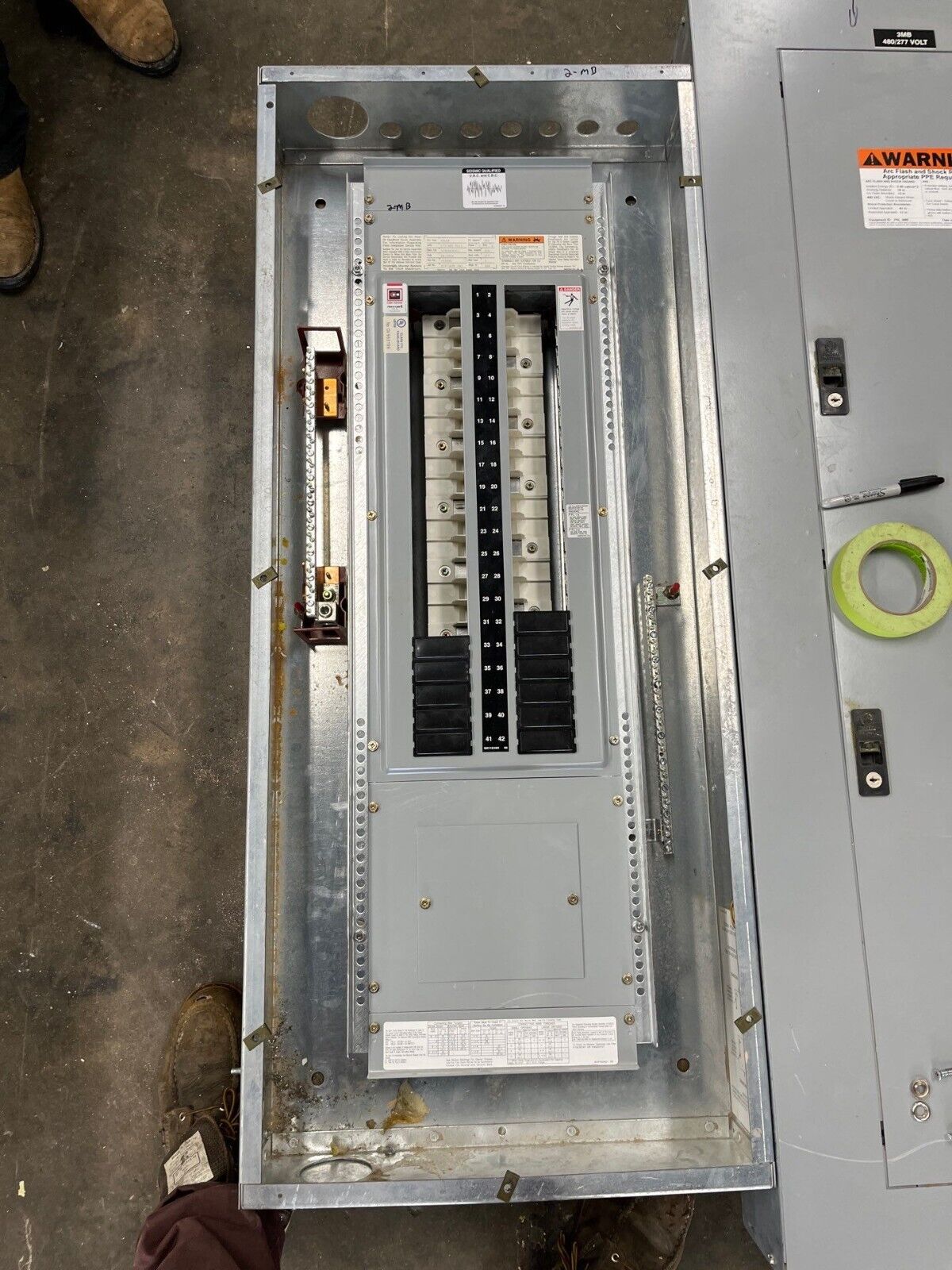 Eaton PRL2A Panelboard 225A 277/480V 3PH 4W Indoor Encl 42 Circuit MLO YS2048 P601 Used