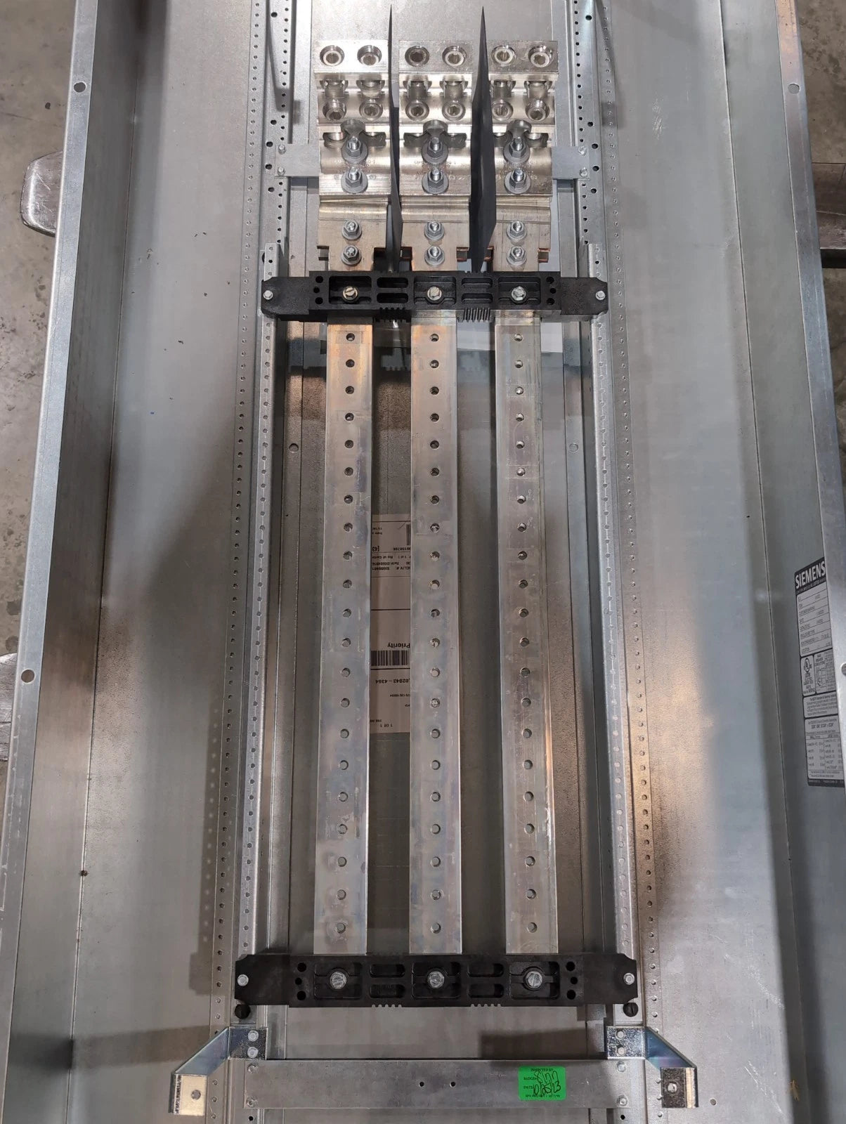 Siemens P3 Panelboard 800A 480V 3P 3W P3X56ML800ATS MLO Panel 800 Amp New