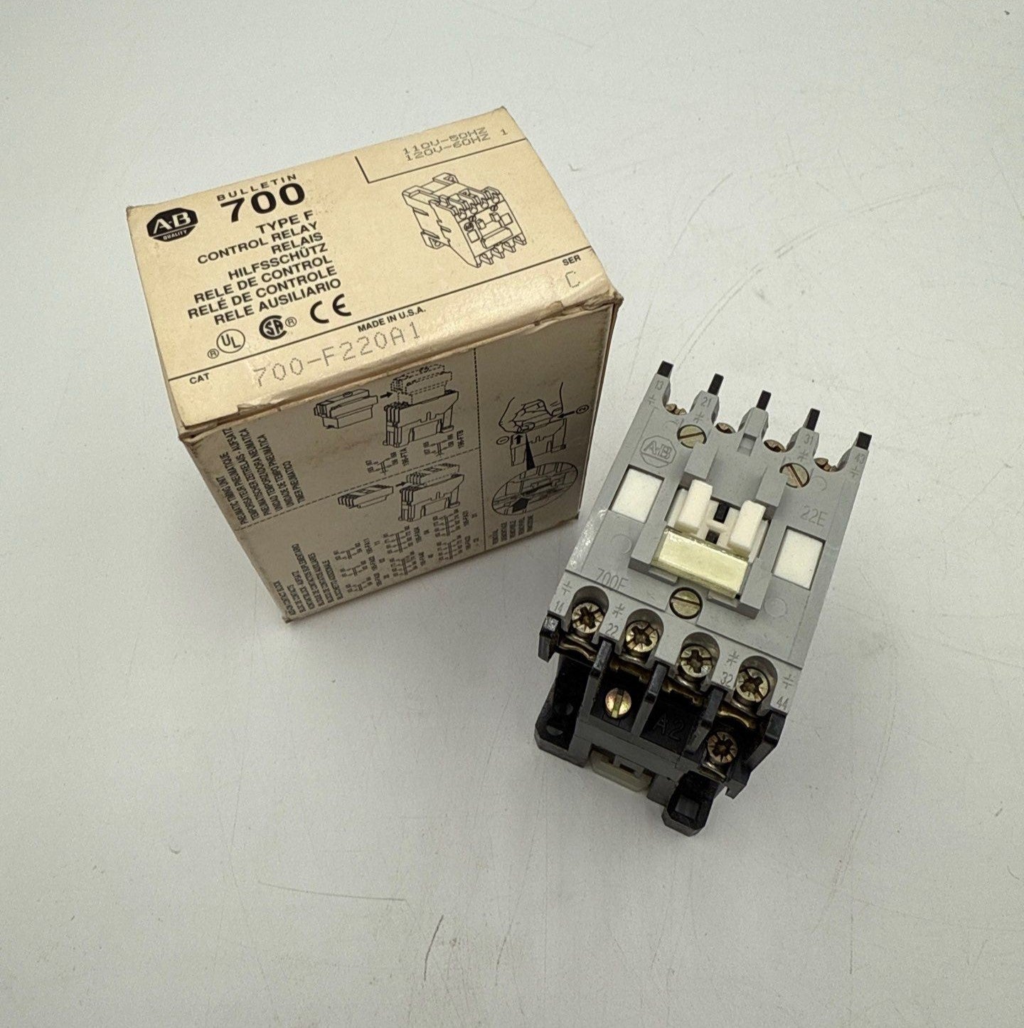 ALLEN BRADLEY AB 700-F220A1 Control Relay Contactor 110/120VAC COIL New