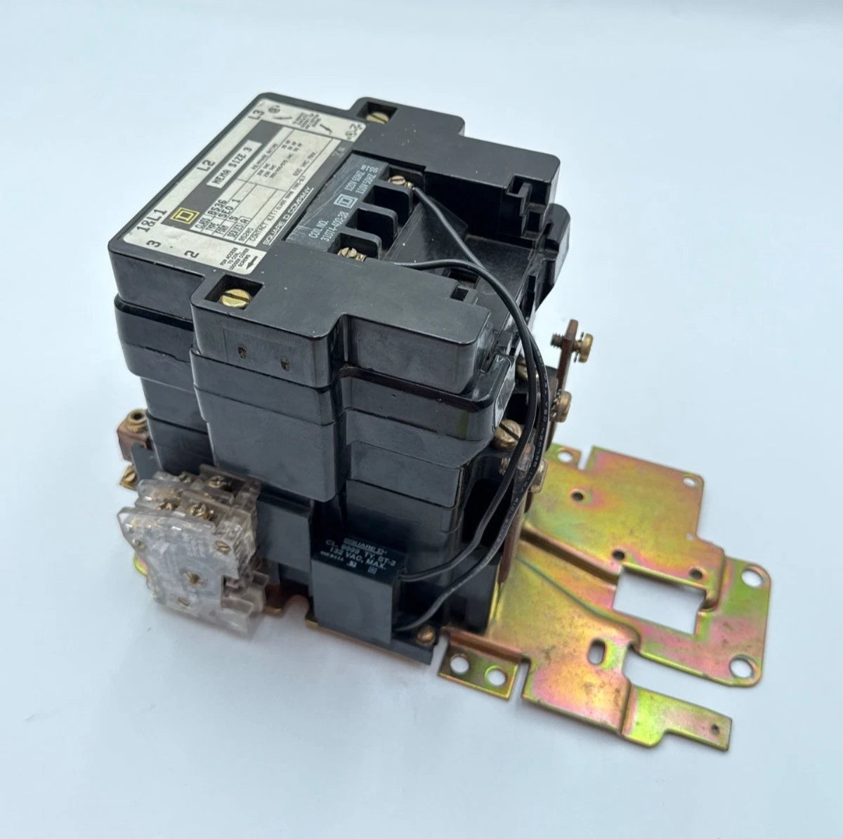 Sq D 8536SE01S Contactor NEMA Size 3 90A 3P 600V Coil 110/120V 31074-400-38 50HP Used