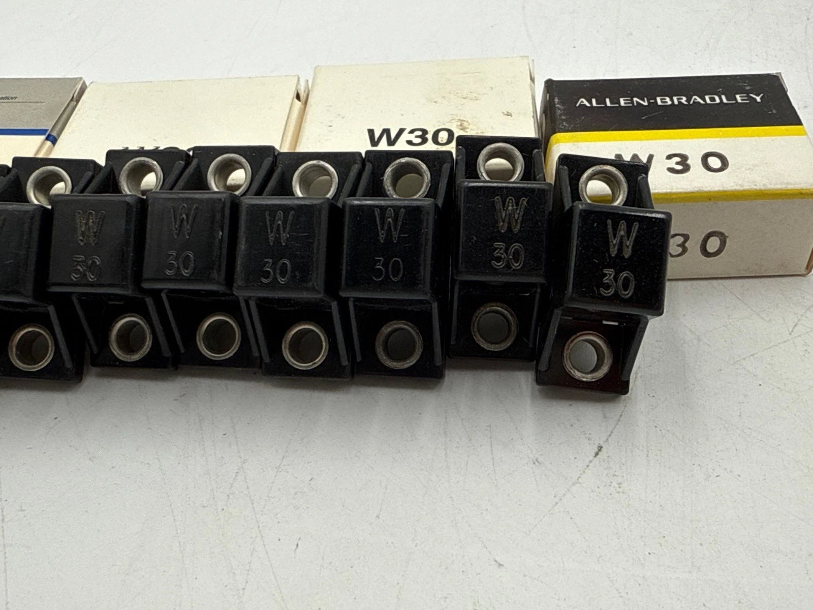 13PC Lot Allen Bradley W30 Thermal Overload Relay Heater W-30 1.31A Element Unit New