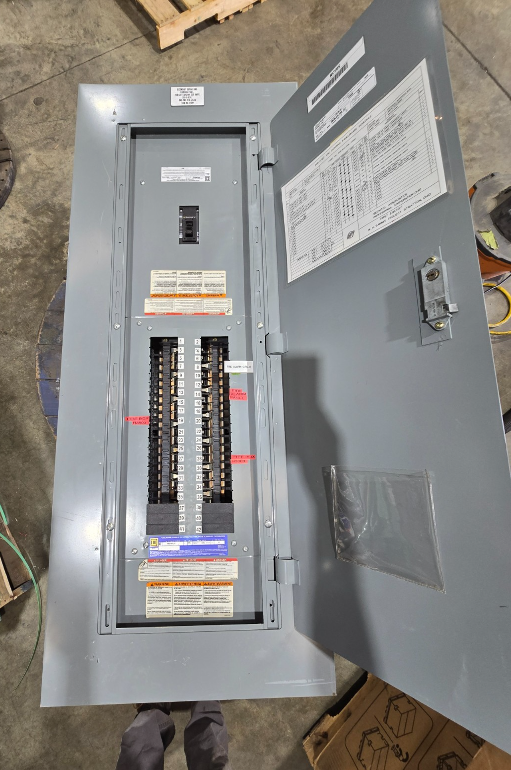 Square D NQ 442L2C Panelboard 225A 240V 3PH 4W 42 Cir MCB Panel Main QJL32150 Used