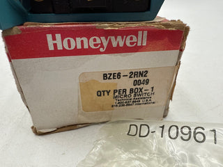 Honeywell BZE6-2RN2 Enclosed Limit Micro Switch New