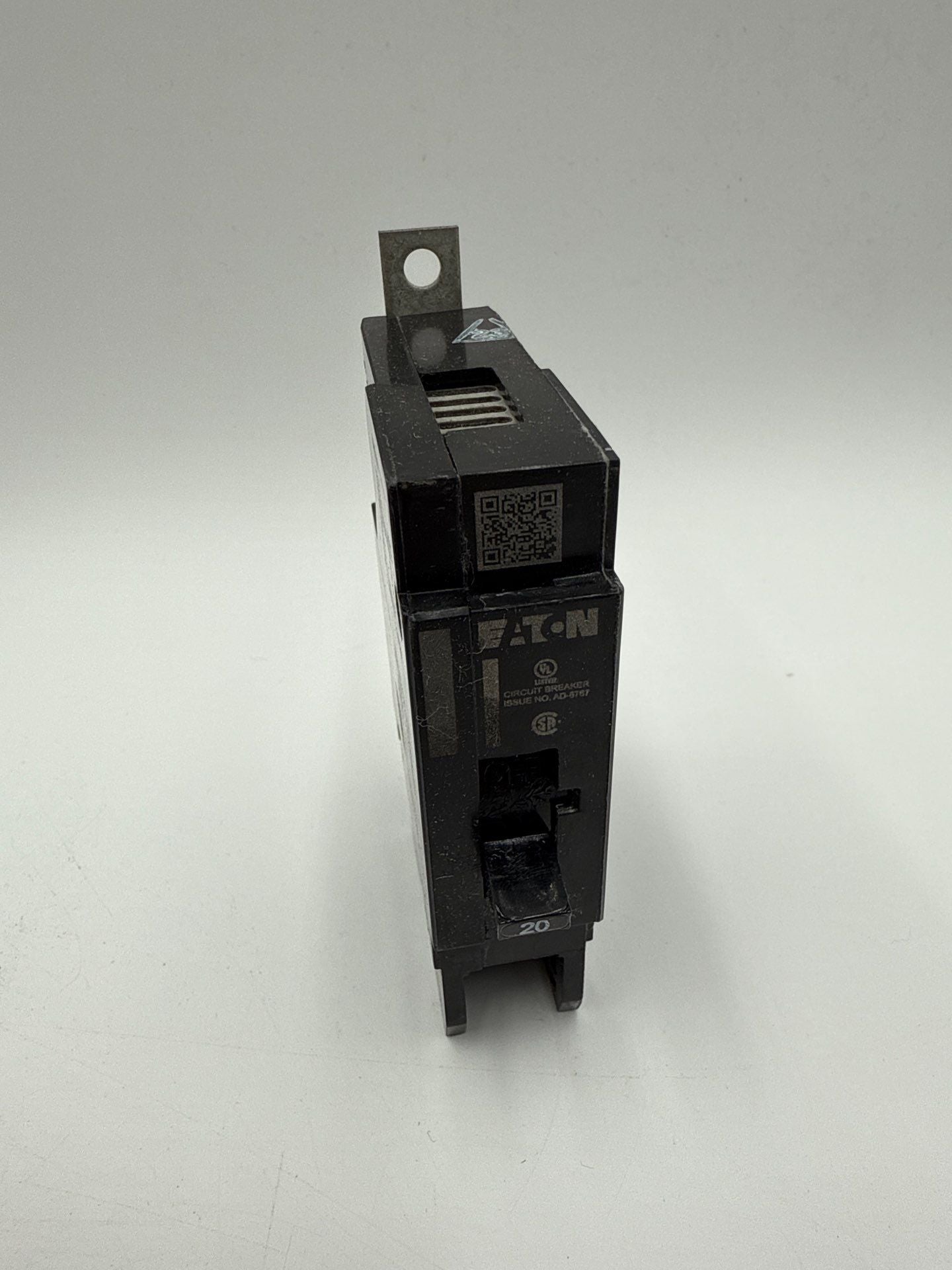 Eaton GHB1020 Bolt On Circuit Breaker 20A 1P 277V GHB 20 Amp 1 Pole New