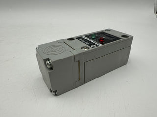 Allen Bradley 802PR-LBAB1 Ser E Self Contained Proximity Switch 20-250V 1/2-14NPT New