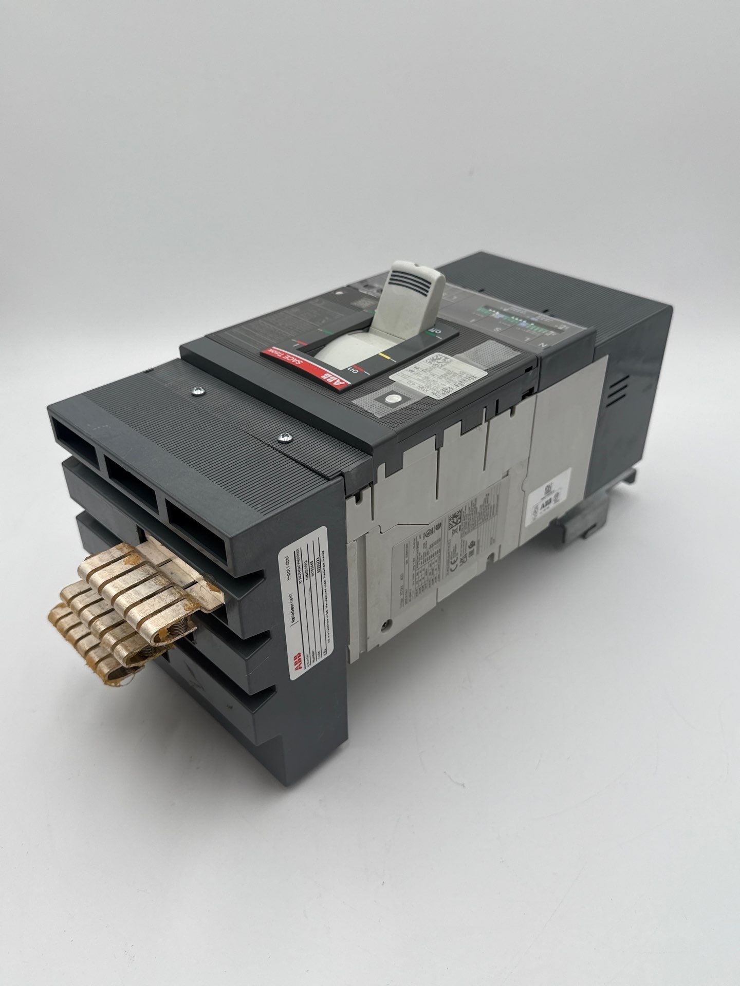 ABB XT5NU340AFYN000XXX ReliaGear Circuit Breaker 400A 3P 600V XT5N 400 400 Amp New