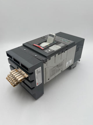 ABB XT5NU340AFYN000XXX ReliaGear Circuit Breaker 400A 3P 600V XT5N 400 400 Amp New