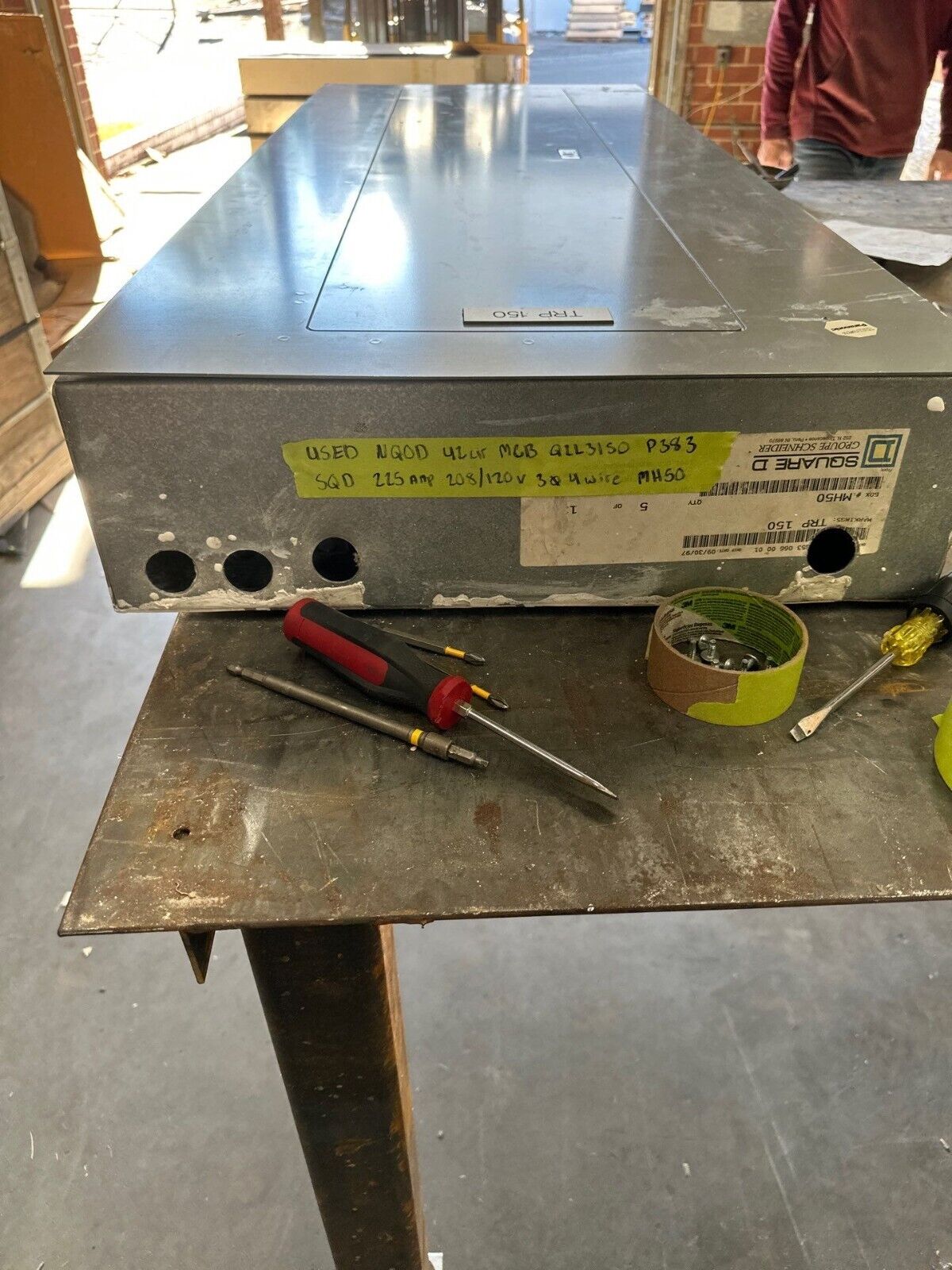 Square D NQOD442M225 Panelboard 225A 208/120V 3PH MCB Indoor Encl 42 Cir Q2L3150 P383 Used