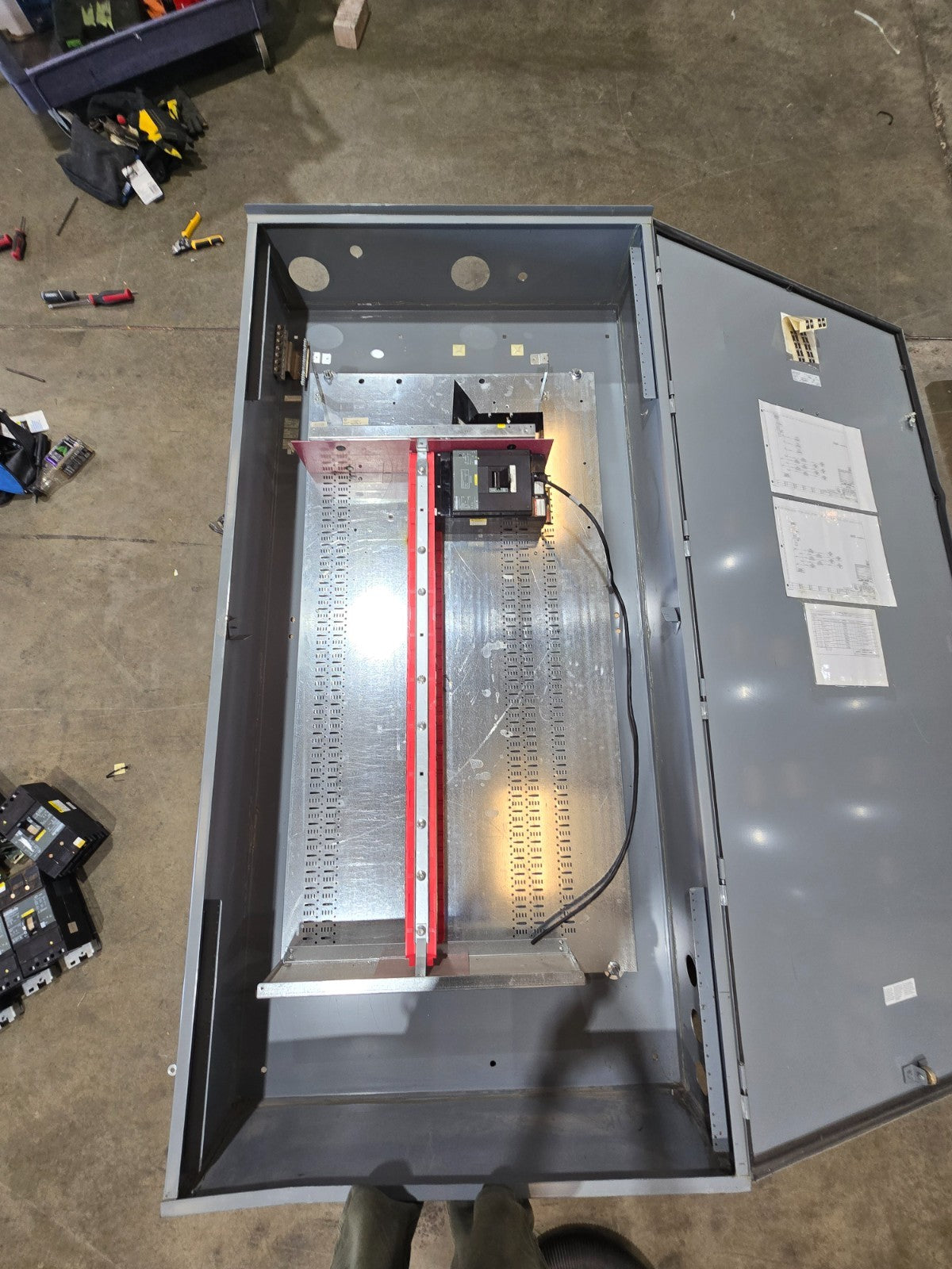 Square D HCP I-Line Panel 400A 480V 3PH 3W MCB 400 Amp LI36400 3R Encl 66 Cir Used