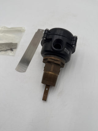 McDonnell Miller FS8W 1 Inch Flow Switch NEMA 4 New