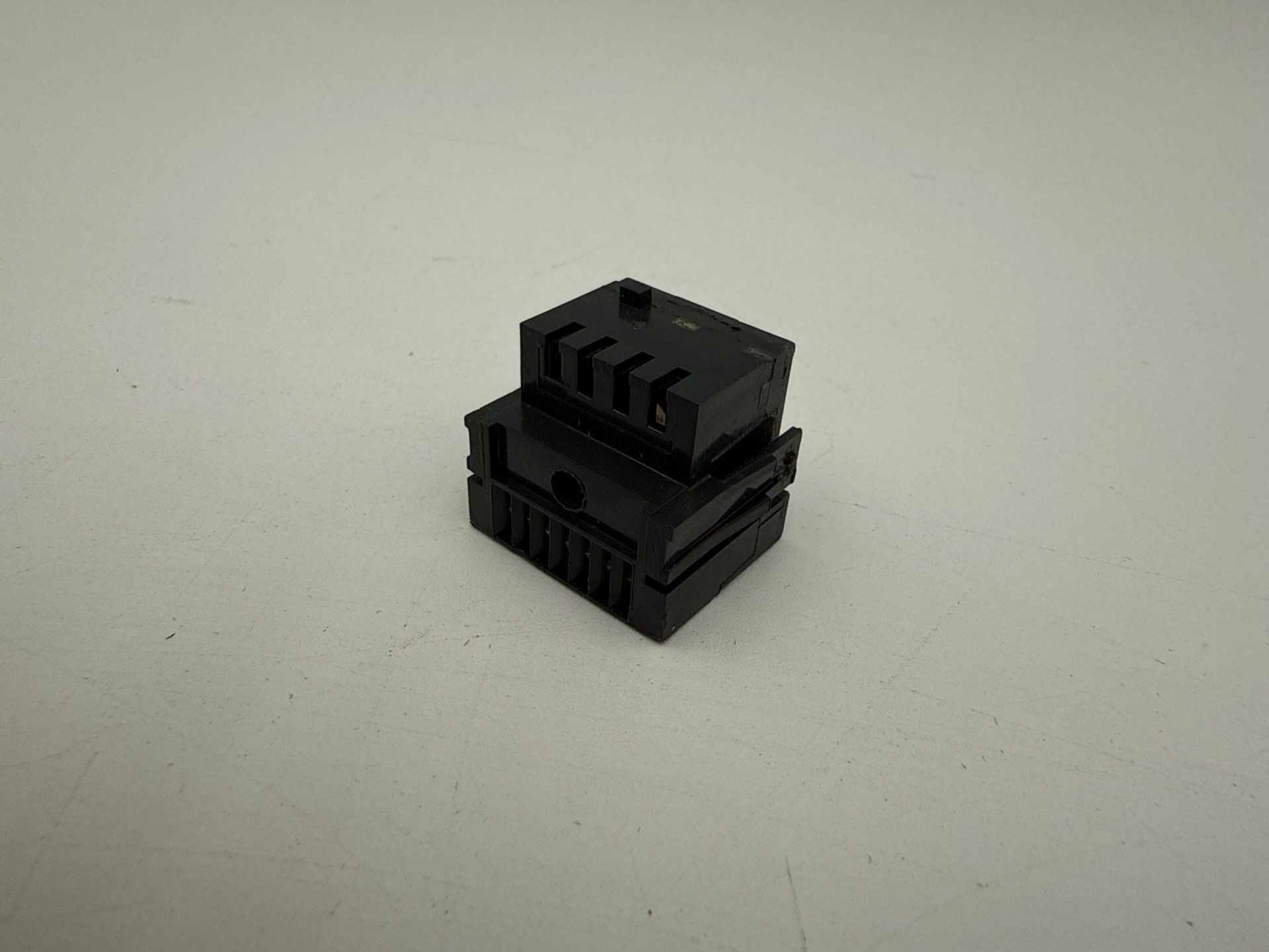 GE SRPF250A200 Rating Plug 200A SRPF250 200 Amp Frame SFDA SFHA SFLA SFPA Used