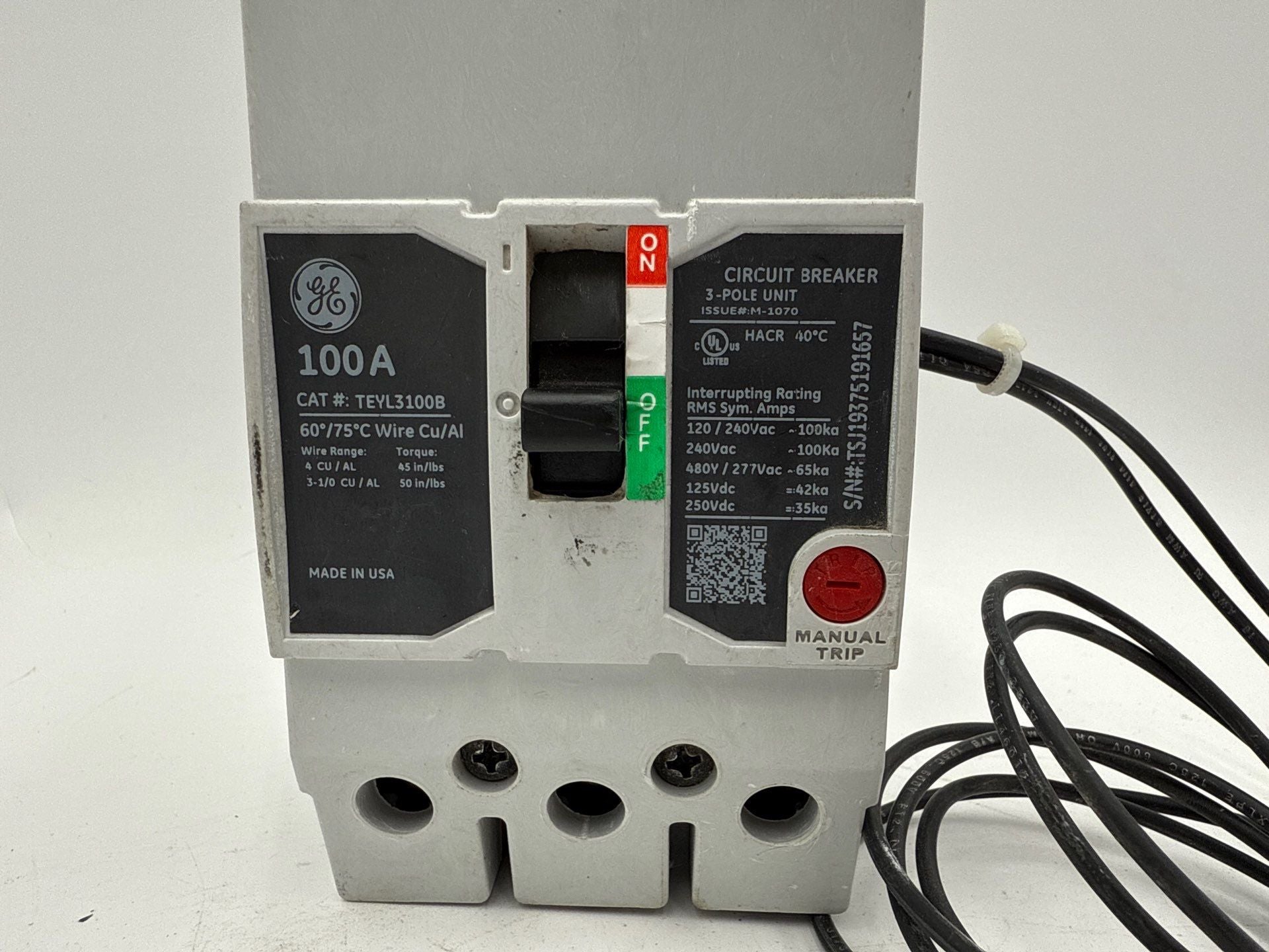 GE TEYL3100B Circuit Breaker 100A 3P 480/277V Shunt Trip TEYL 100 Amp 3 Pole Bolt On Used