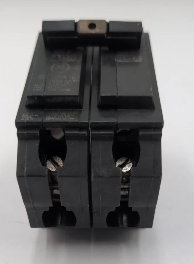 GE THHQB2140 Circuit Breaker 40A 2P 120/240V THQB Bolt On 40 Amp 2 Pole 22kA Used