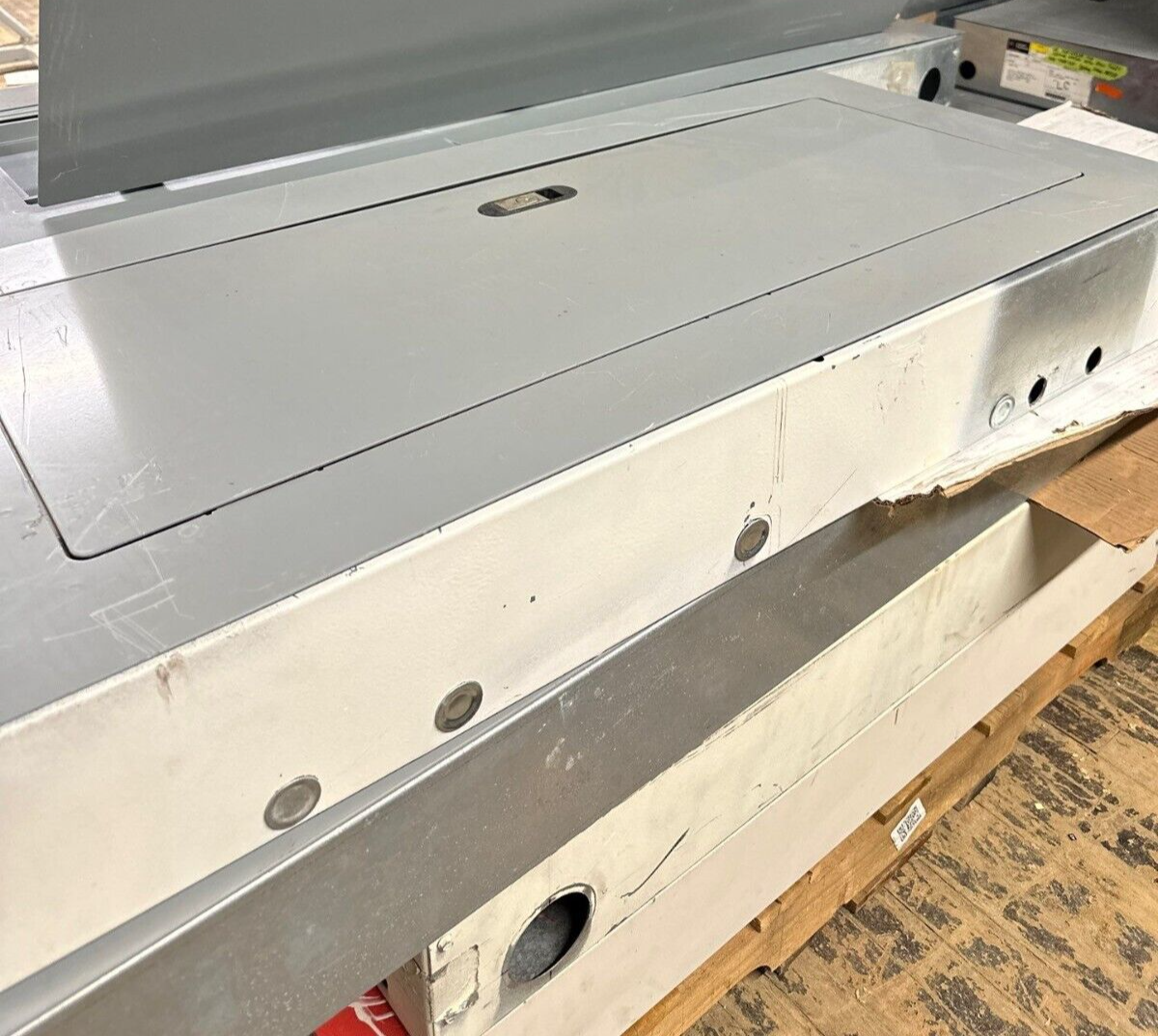 Siemens P1C42QJ150ABS P1 Panelboard 250A 208Y/120V 3PH MCB Indoor Encl QJ23B150 P145 Used